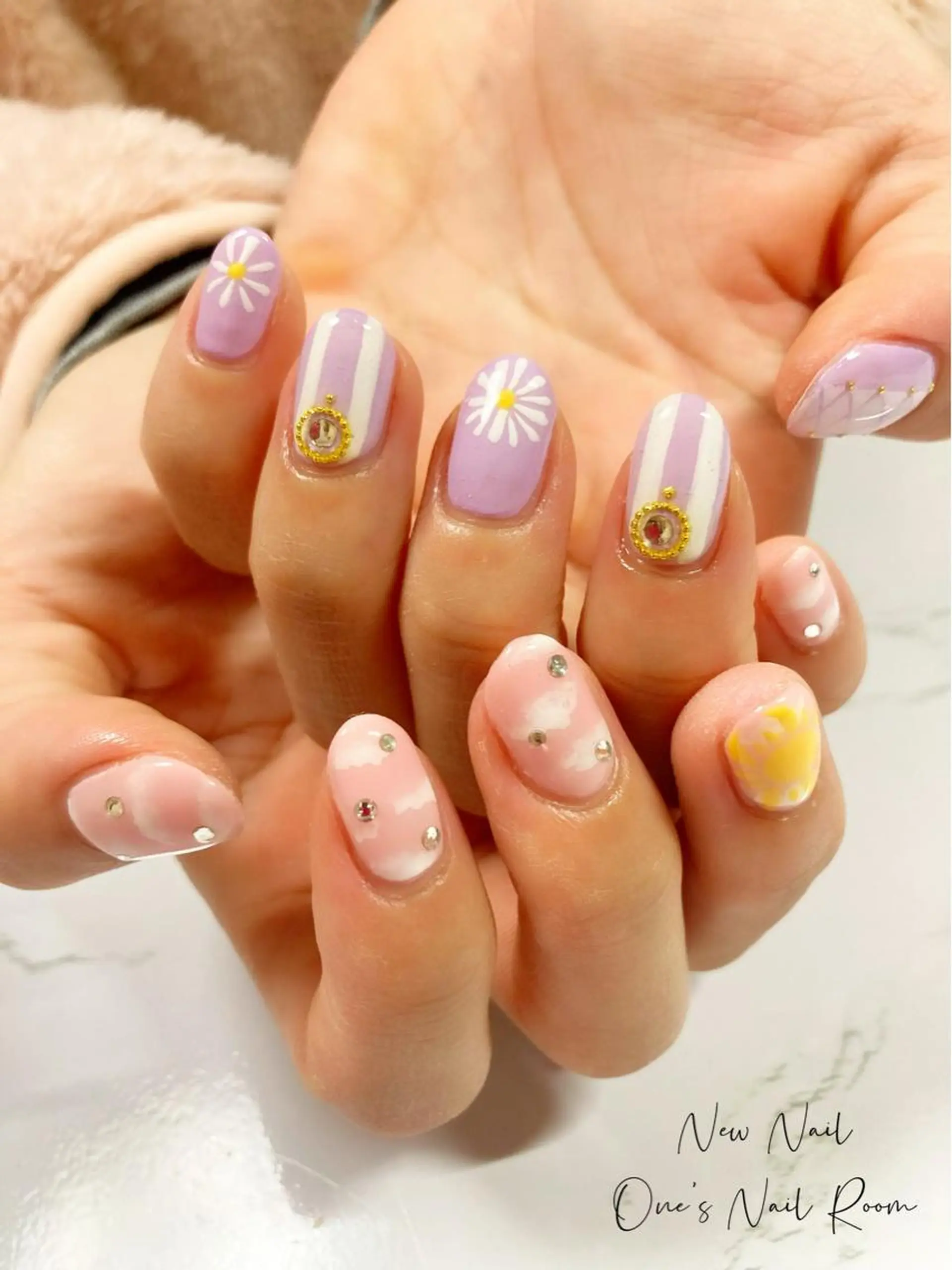 ネイル ハンドネイル One's Nail Roomのネイルデザイン