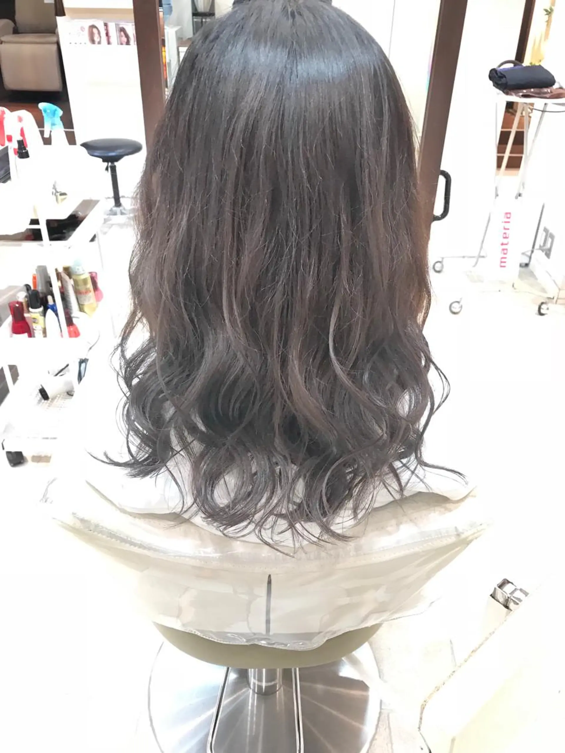 カラー 島袋 ナオユキのヘアスタイル
