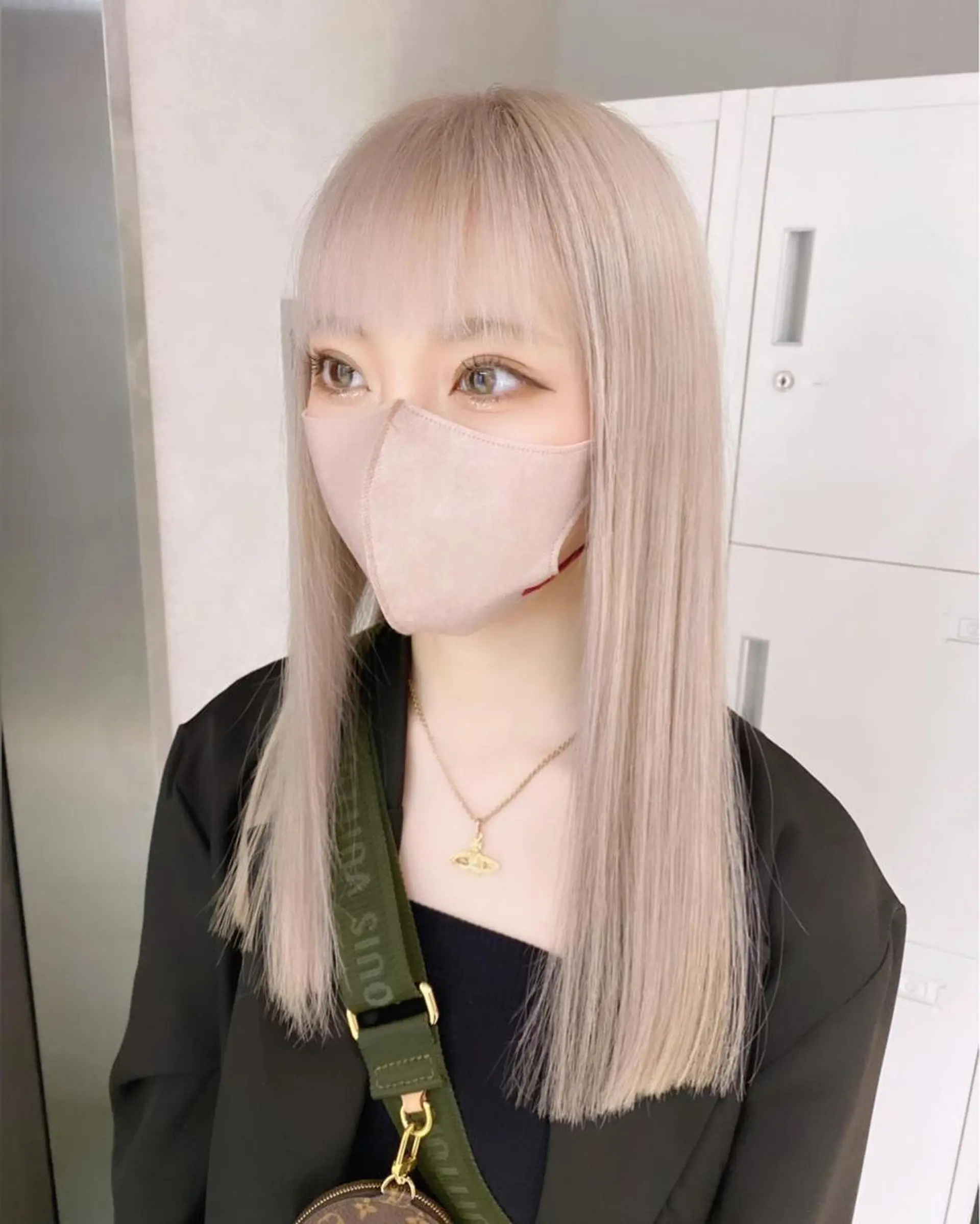 ロング カラー ブリーチ 加藤 利基のヘアスタイル