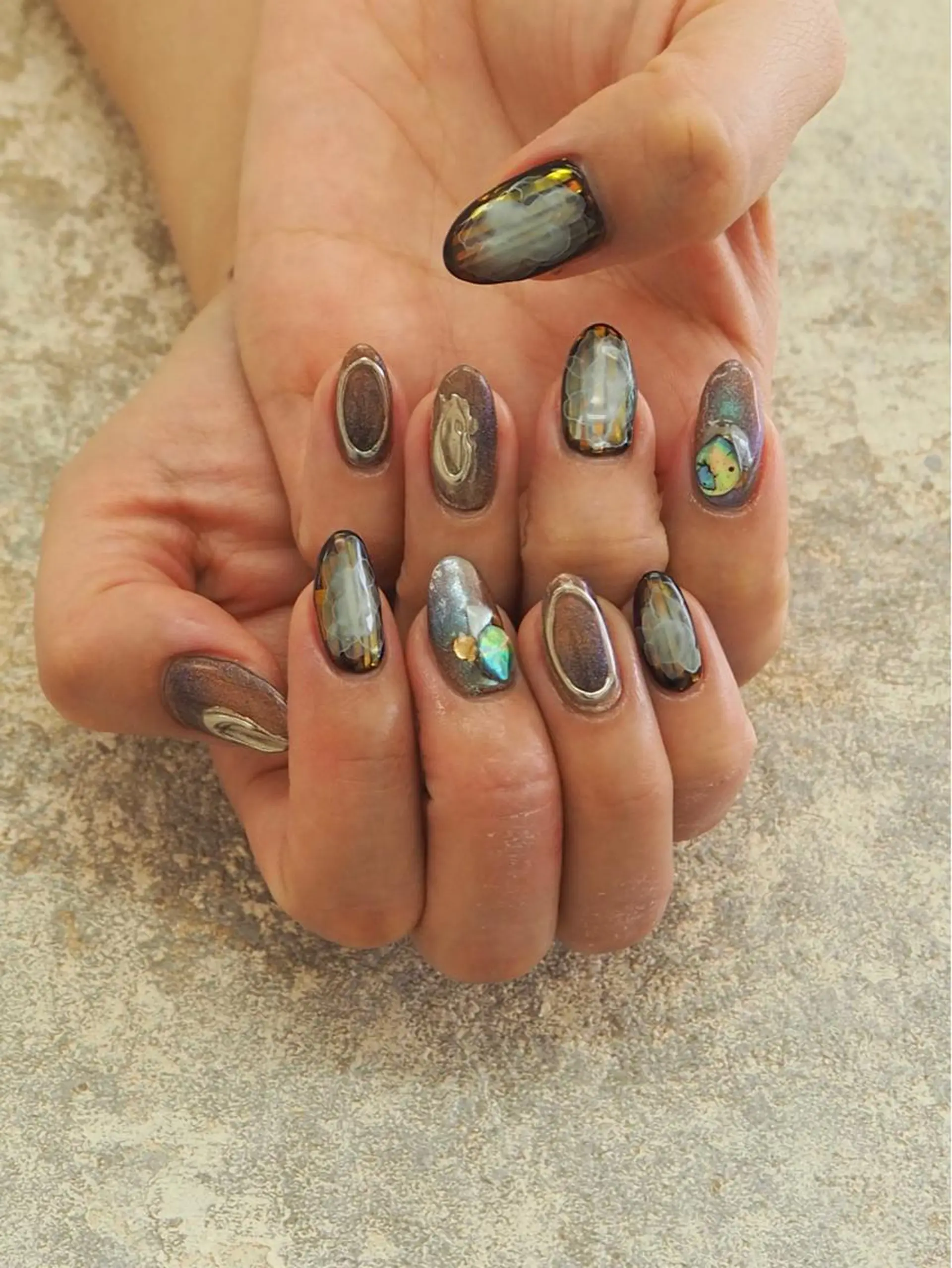 ネイル ハンドネイル Hisaka Mikiのネイルデザイン