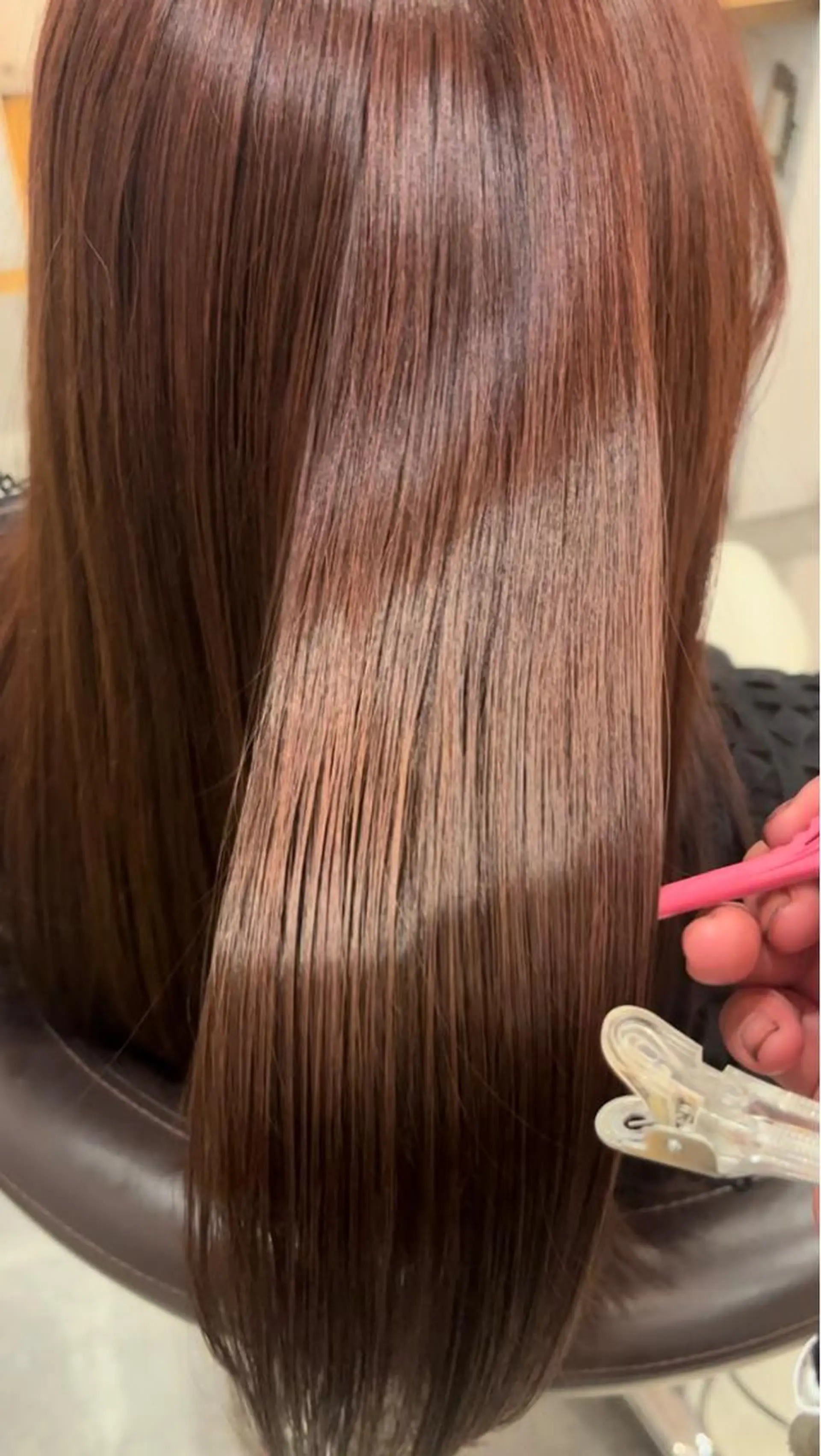 カラー 藤原 智恵のヘアスタイル