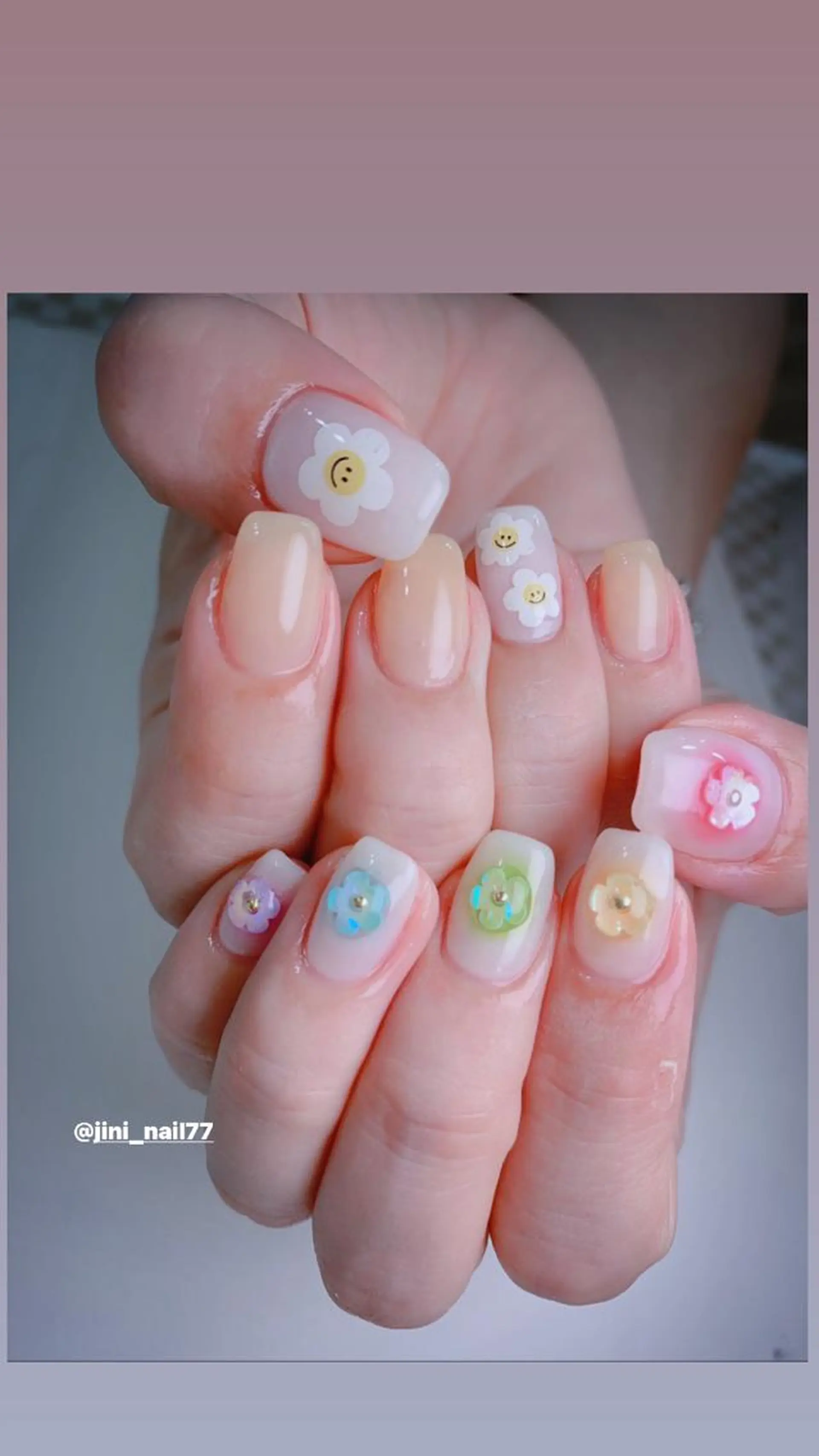ネイル JINI NAIL所属・ジニ ネイルのネイルデザイン