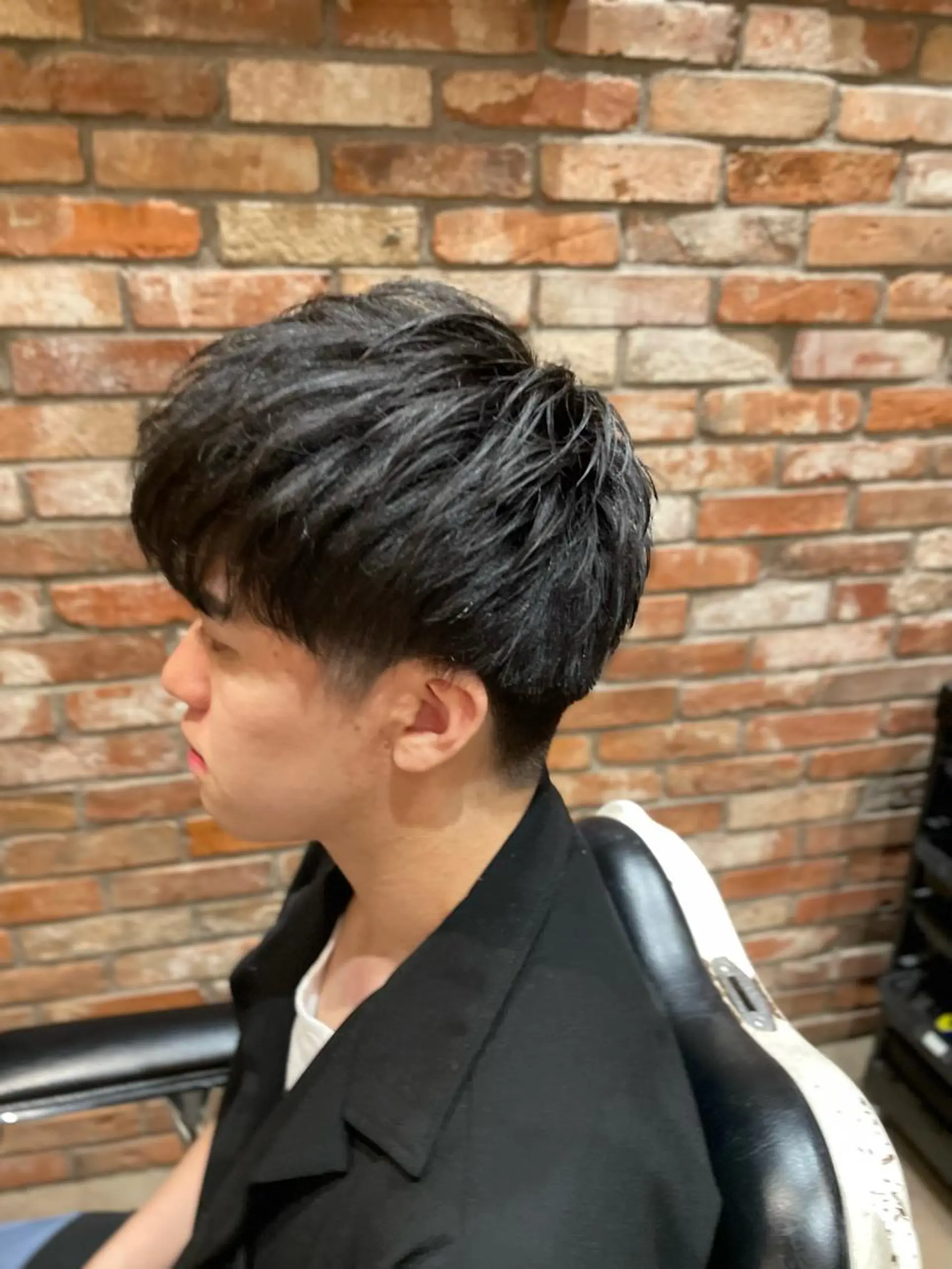 ショート ヒロ銀座 石川 昂のヘアスタイル