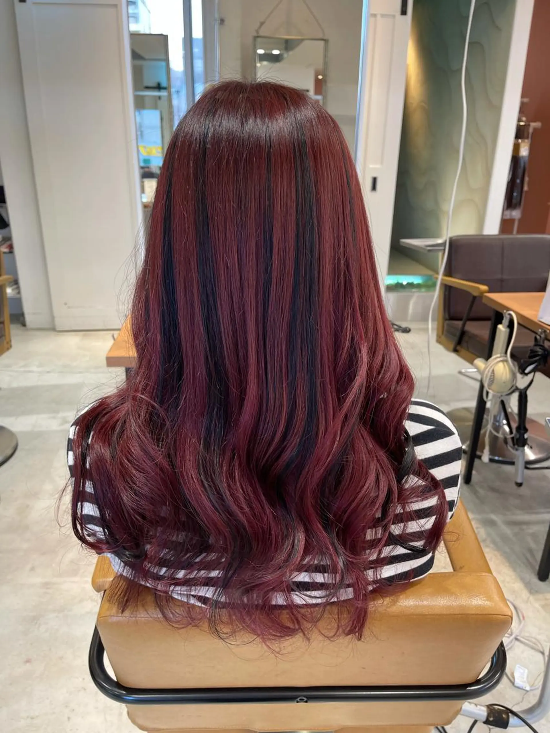 ロング カラー nameless miichiのヘアスタイル