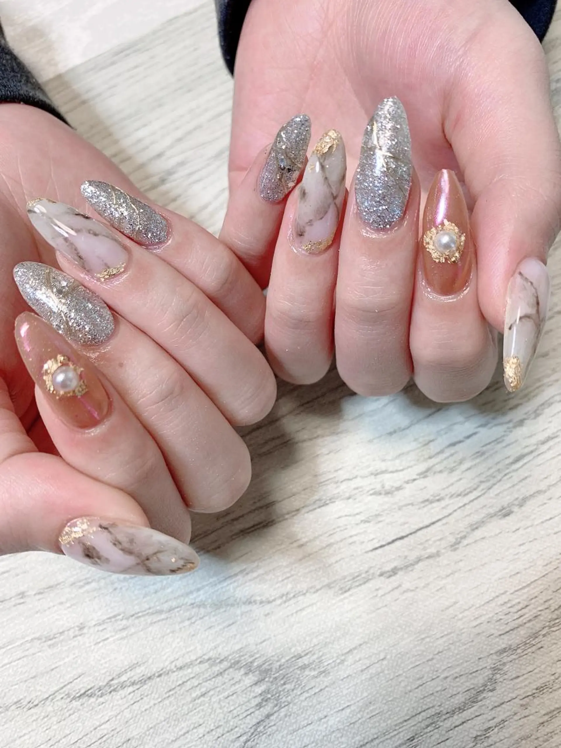 ネイル ハンドネイル フットネイル Adite nailのネイルデザイン