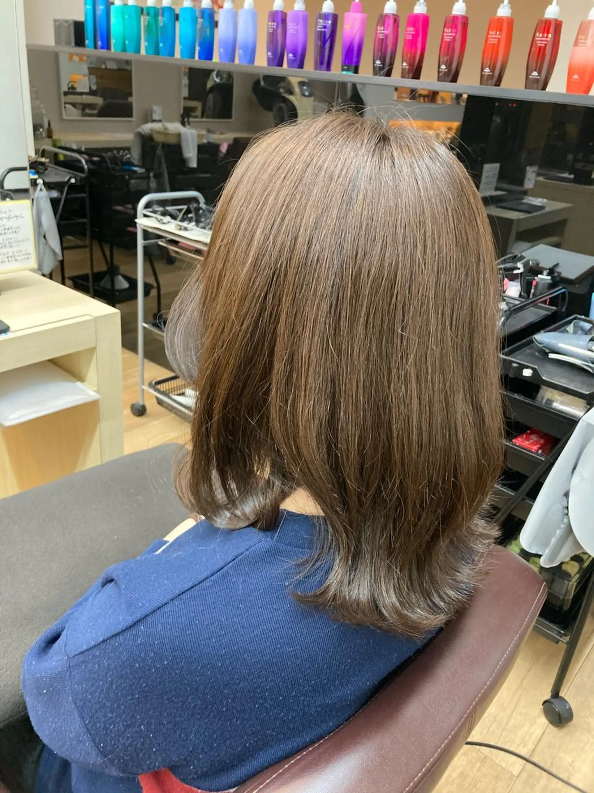 ミディアム 西原 みさきのヘアスタイル