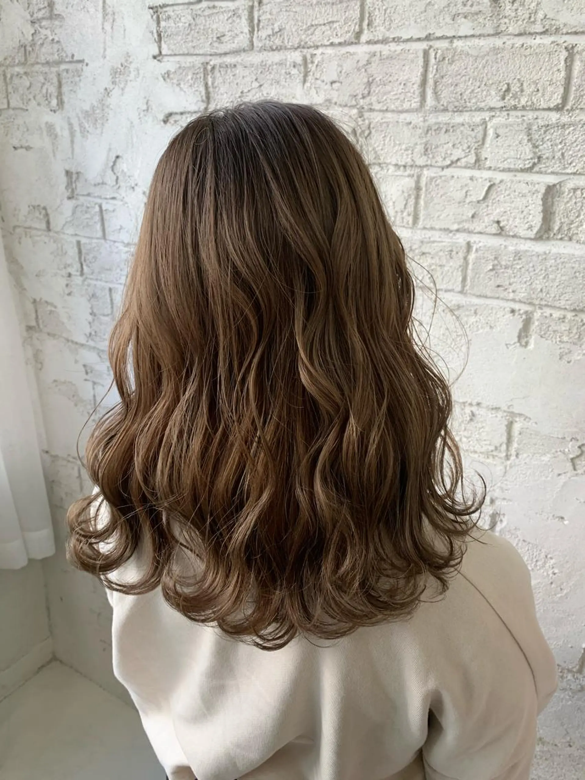 セミロング 🇺🇸ハイライト特 化美容師🇺🇸漆沢のヘアスタイル