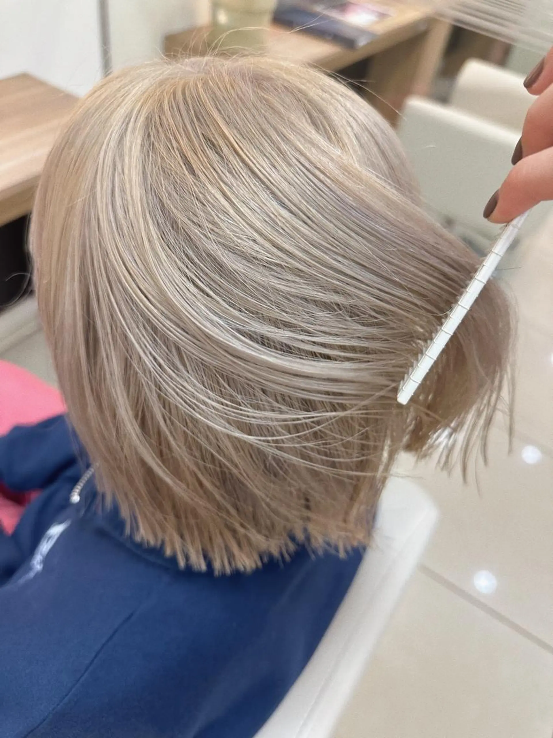 ミディアム カラー ブリーチカラー/ベー ジュ/Hono🦖のヘアスタイル