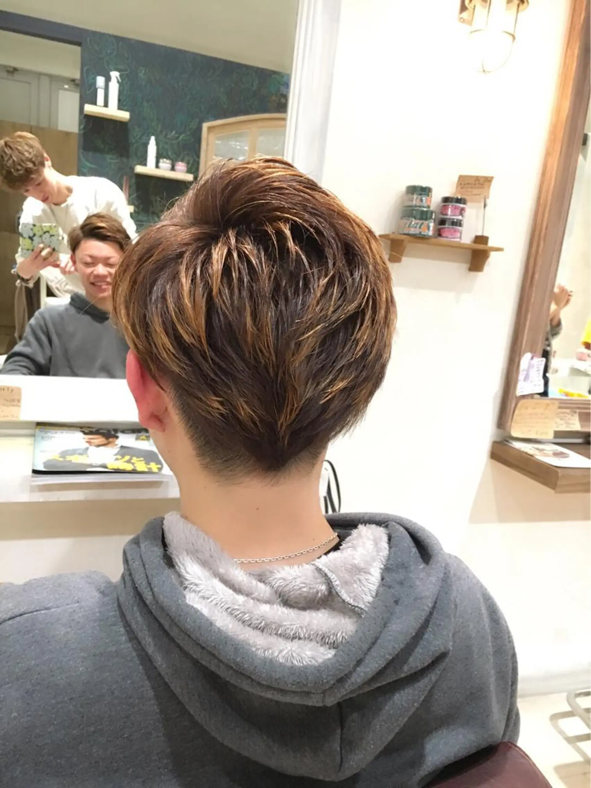 カラー メンズ メンズメッシュ メッシュ メンズ指名多数!! SiLO 田島のヘアスタイル