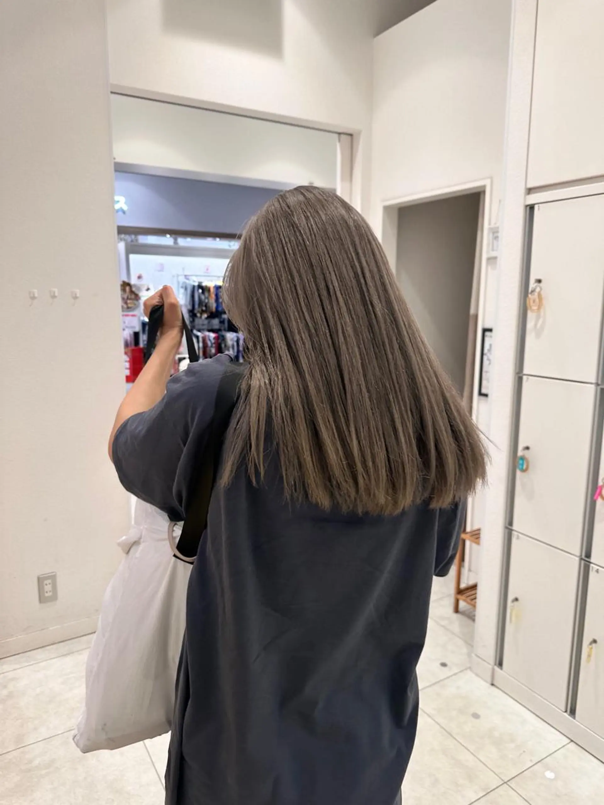 ロング カラー グレージュ ヘアカラー GOAT_茅ヶ崎 キシ サクラのヘアスタイル