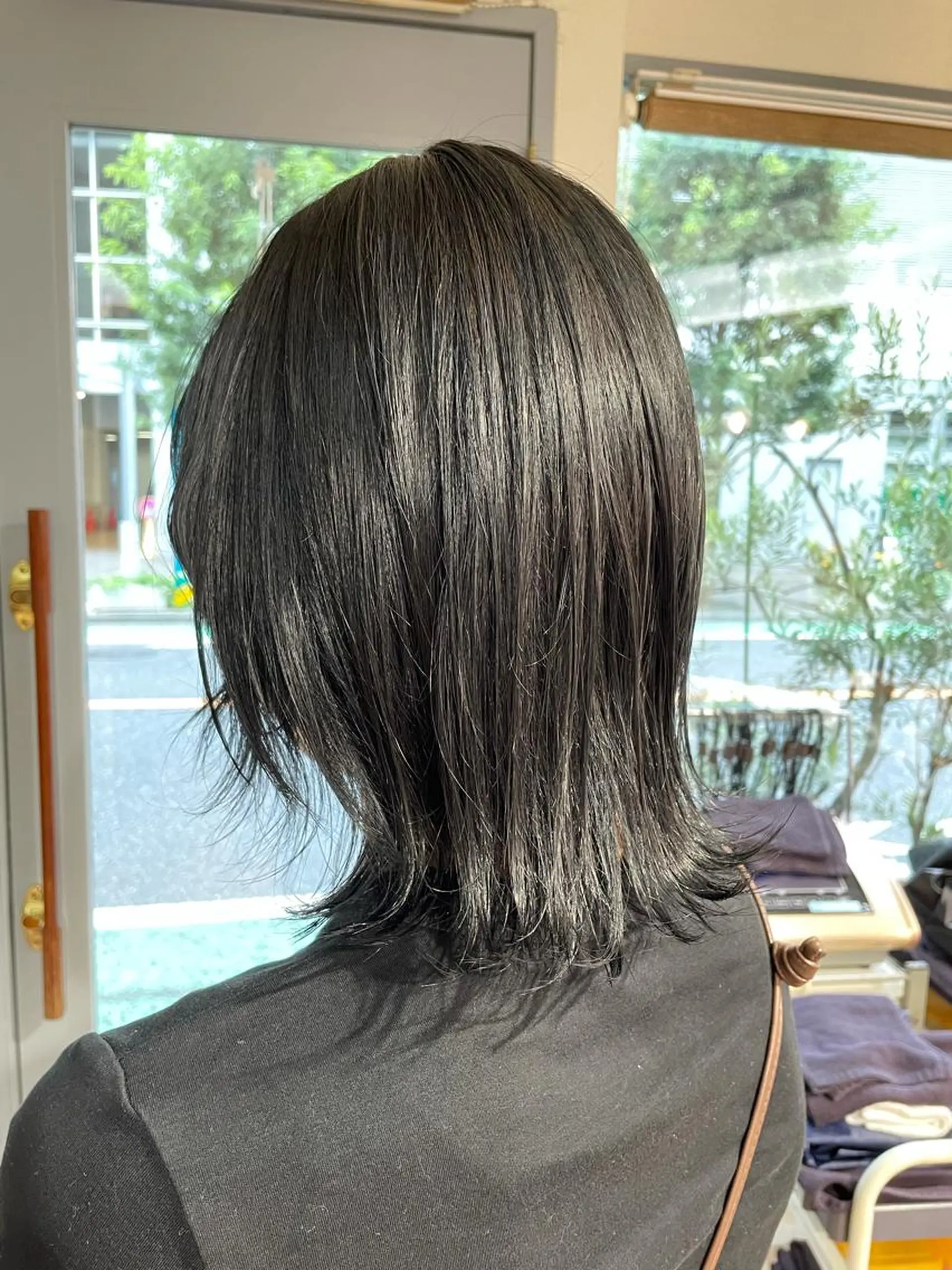 ミディアム カラー パーマ 美髪矯正/ハイトーン 🪸🩰ヒナコのヘアスタイル