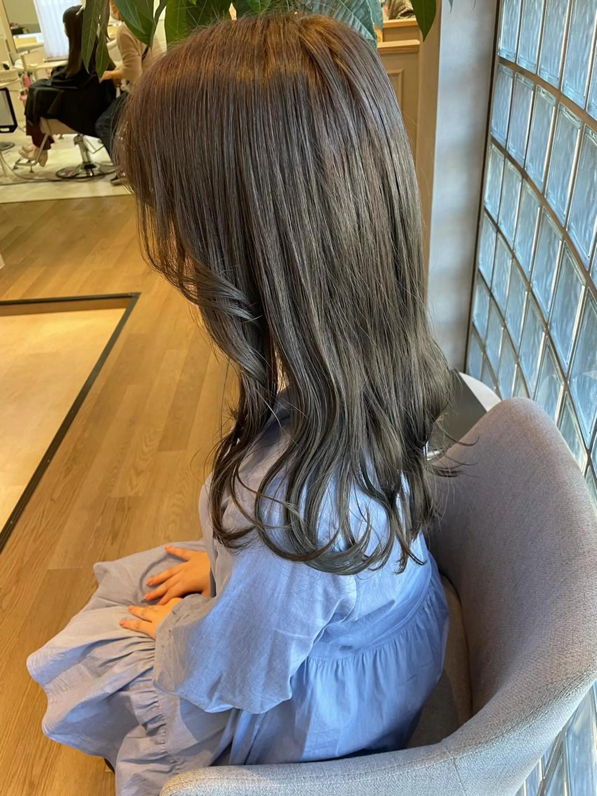 セミロング カラー ヘアアレンジ 透明感カラー 韓国ヘア🖤 YURINAのヘアスタイル