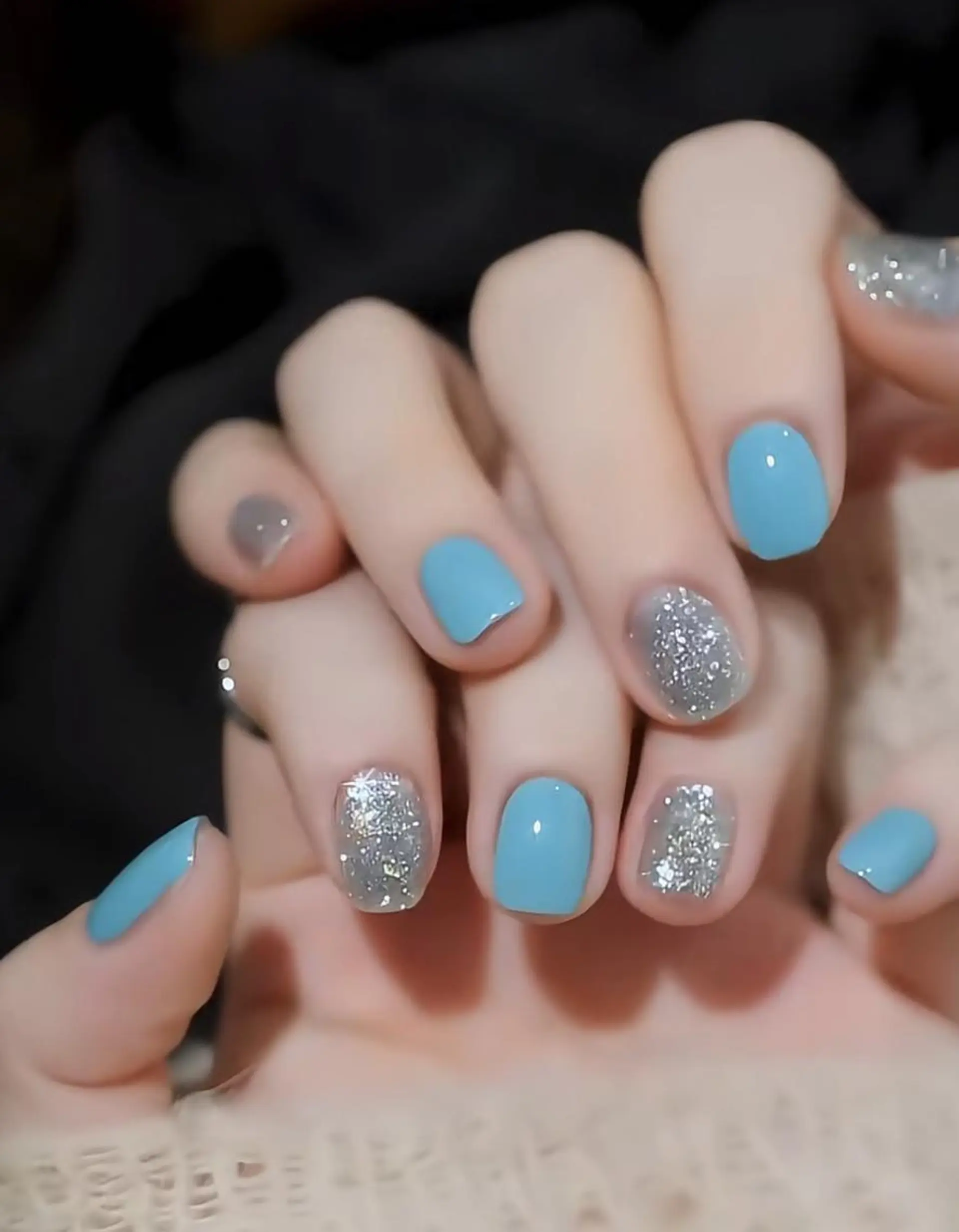 ネイル ホログラムネイル マグネットネイル Magique パリ 専門店🎀のマツエク・マツパデザイン