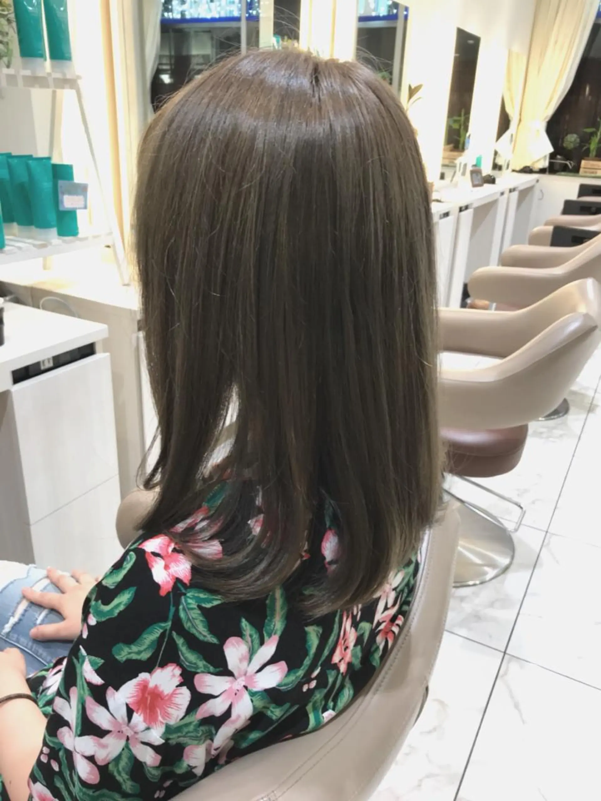 ミディアム カラー ブリーチ ケアブリーチ 透明感カラー グレージュ 山崎俊輔/髪質改善 /バレイヤージュのヘアスタイル