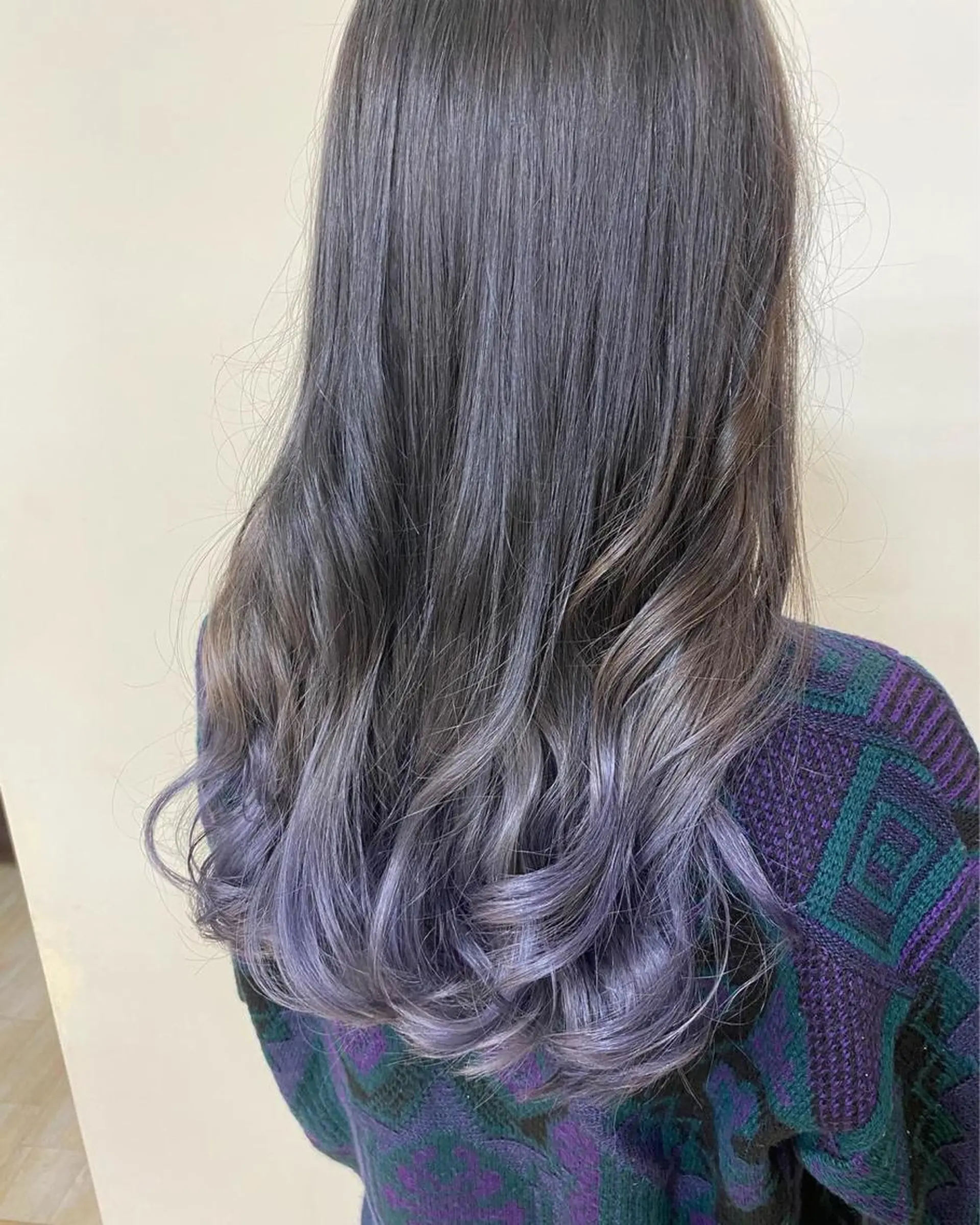 ロング 尾崎 優也のヘアスタイル