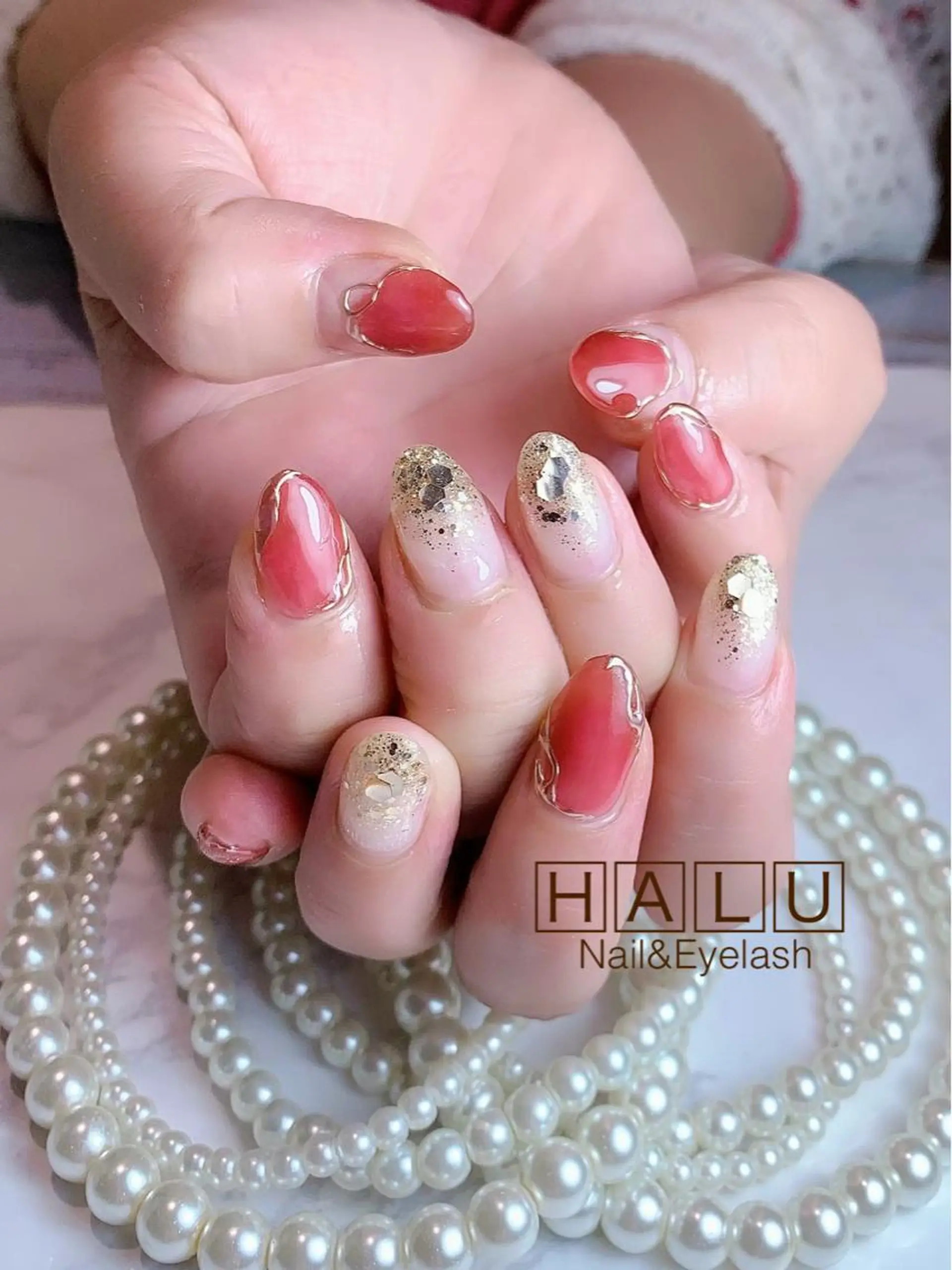 ネイル ゴールド 赤色 HALU ハルのネイルデザイン