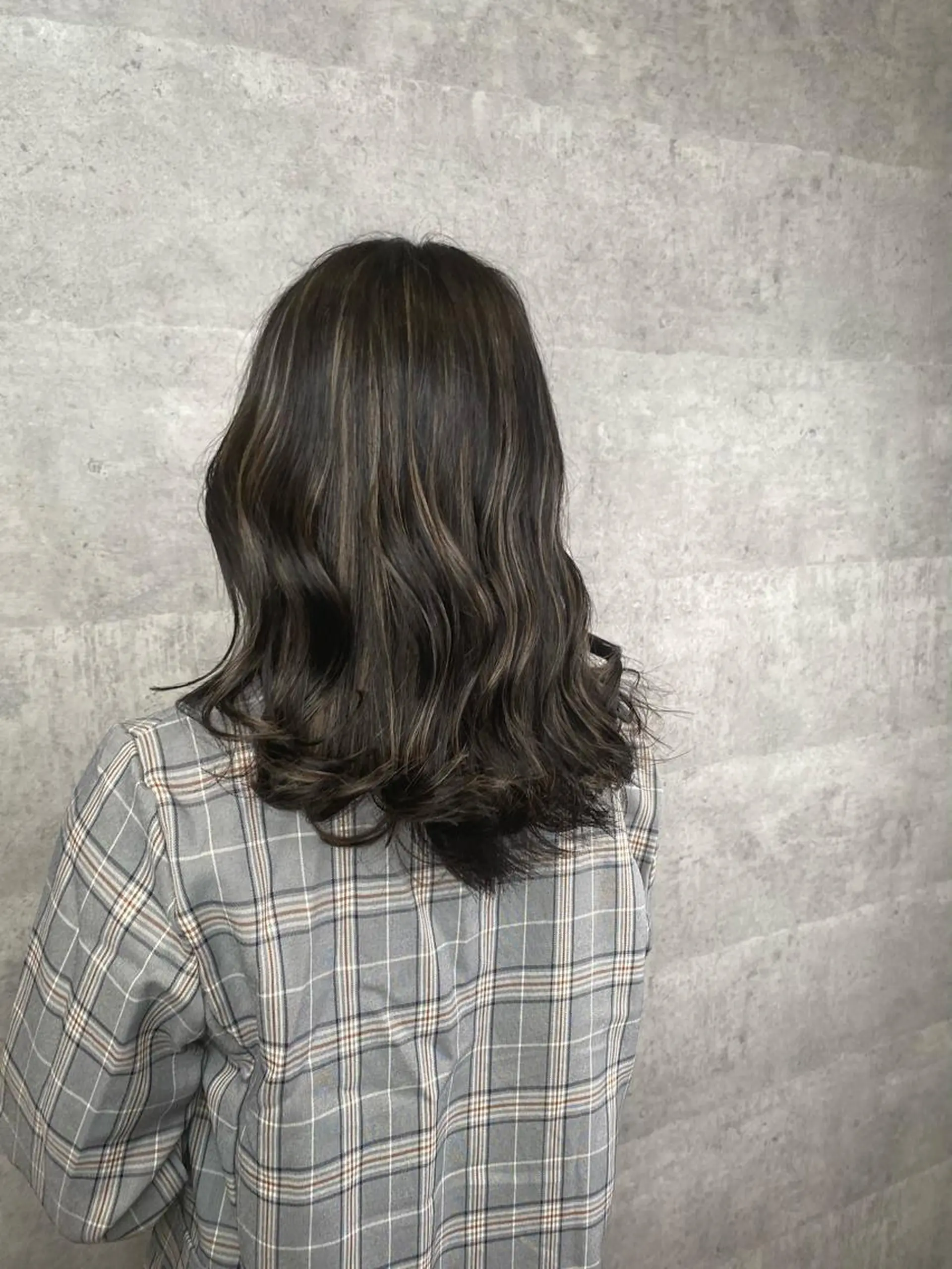 ミディアム カット ヘアカラー BUCKS【天王寺】 バックス【駅30秒】のヘアスタイル