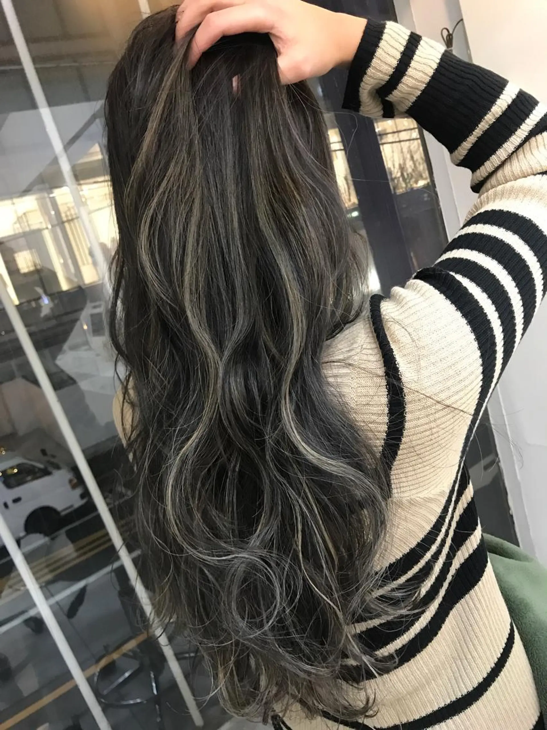 ロング カラー ブリーチ ハイライトカラー ハイライト カット ヘアカラー トリートメント エクステ ヘアセット LAS 代表 ナガカワ コウヘイのヘアスタイル