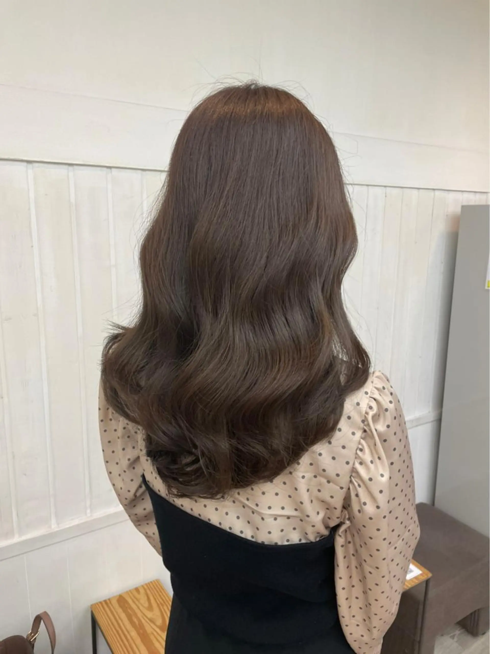 ロング カラー パーマ アディクシーカラー アッシュ バレイヤージュ ベージュカラー ブリーチ N° +aero 横浜のヘアスタイル