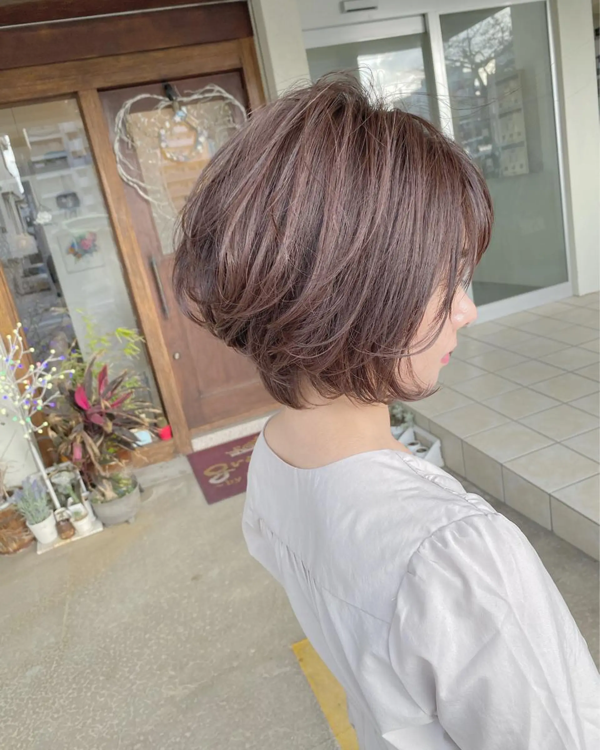 ショート カラー イルミナカラー カット ヘアカラー トリートメント grand juteのヘアスタイル