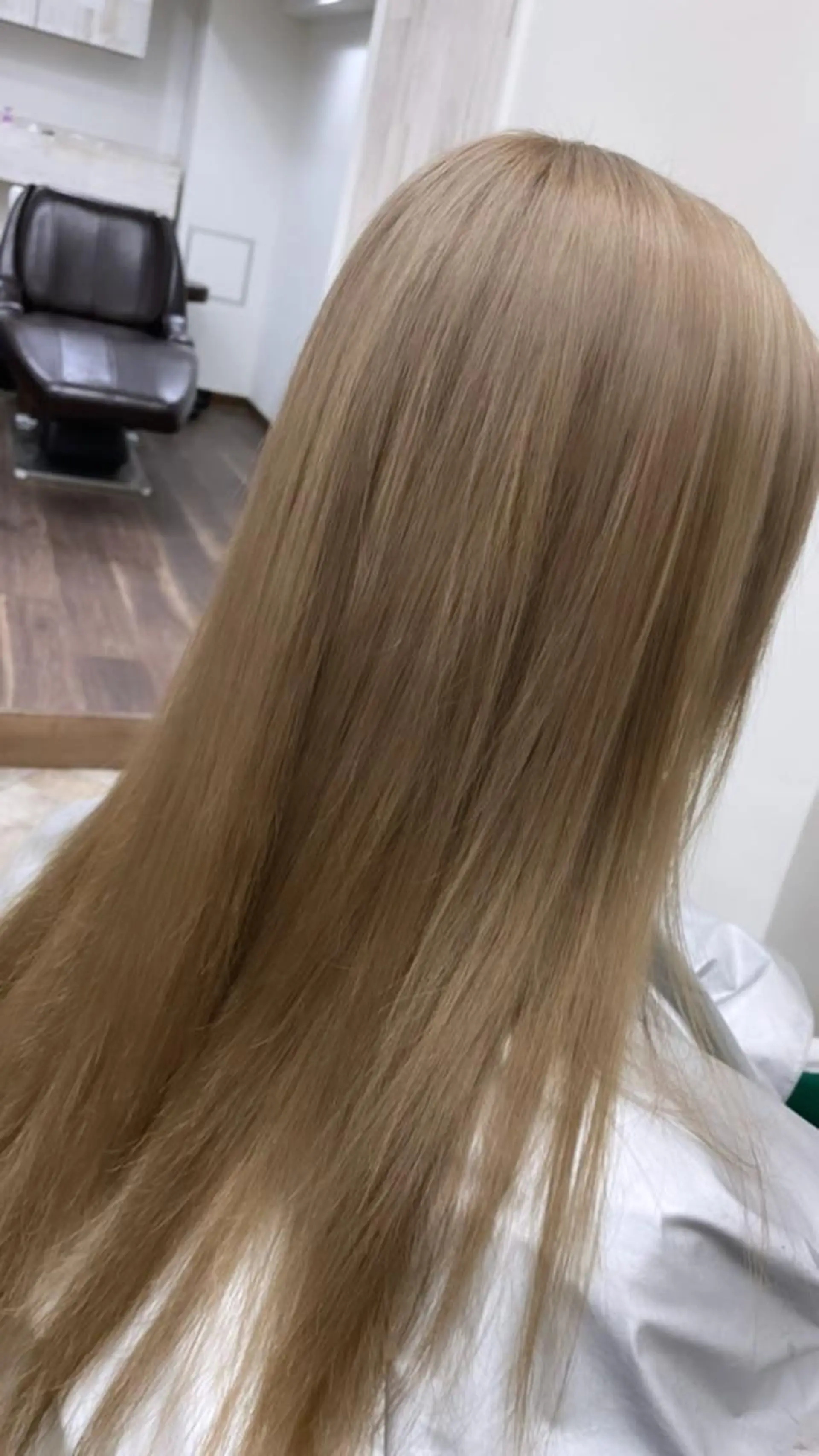 ロング カット ヘアカラー トリートメント Sherry大国町所属・Sherry大国町 HIKARUのヘアスタイル