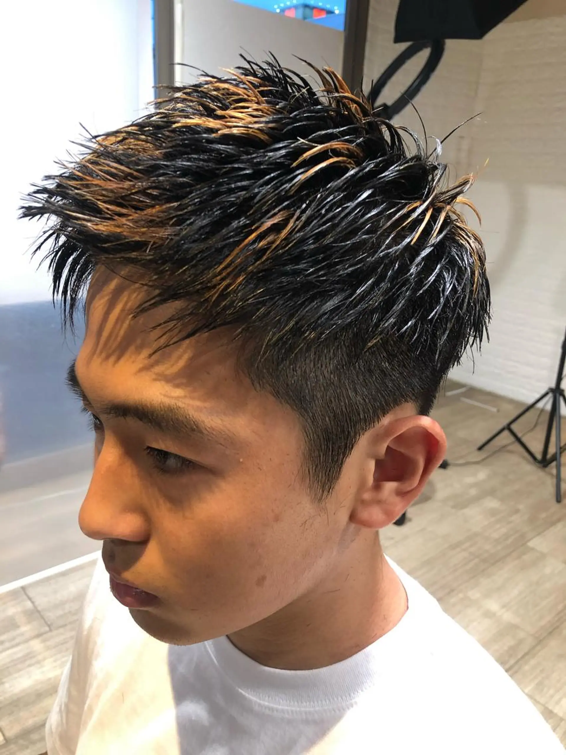 ショート カラー メンズ パーマ/ハイトーン スパイキー/神田正紀のヘアスタイル