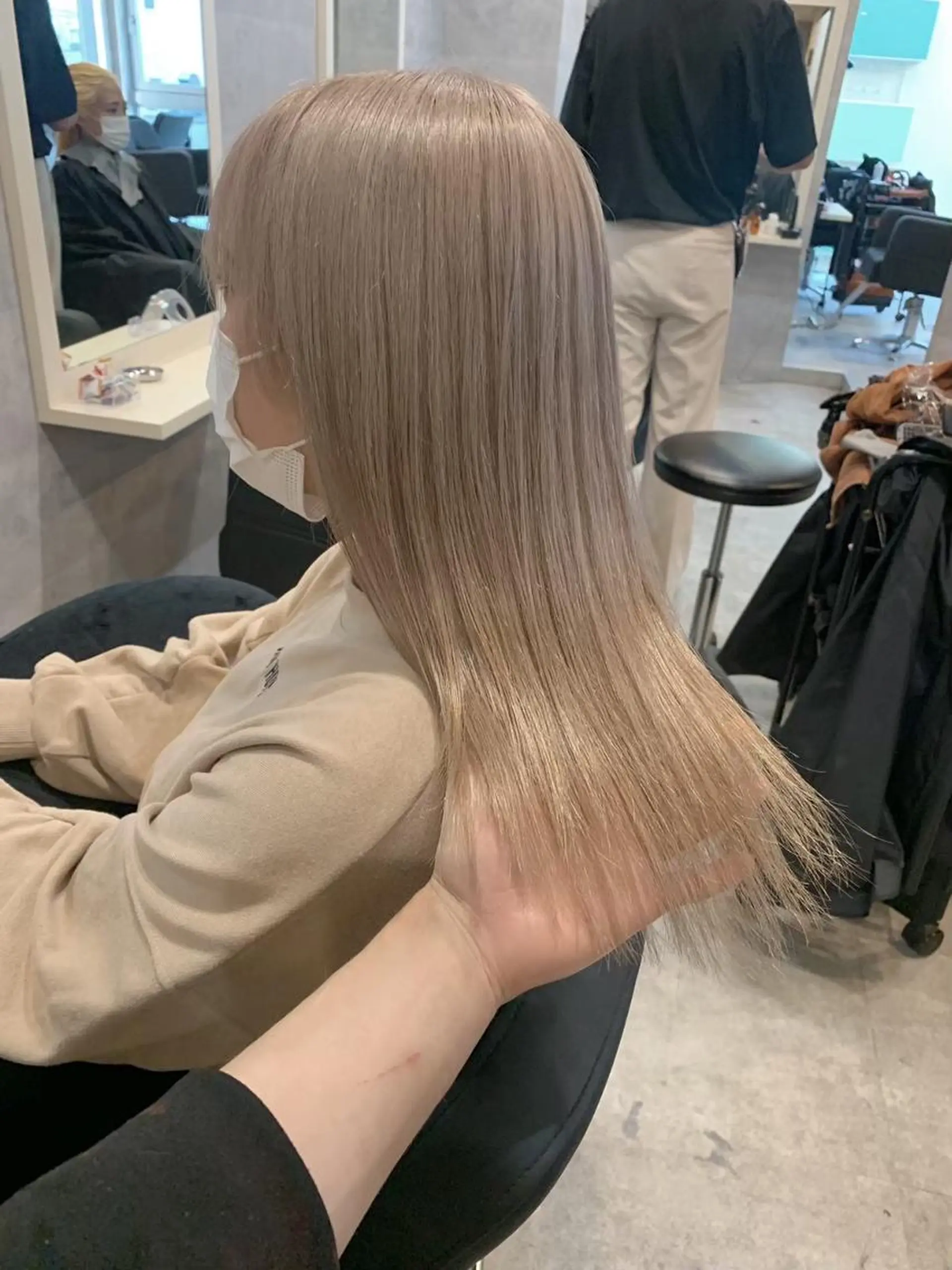 ロング 似合わせカット カット ヘアカラー トリートメント ＿WHITE鳳店 アンダーバーホワイトのヘアスタイル