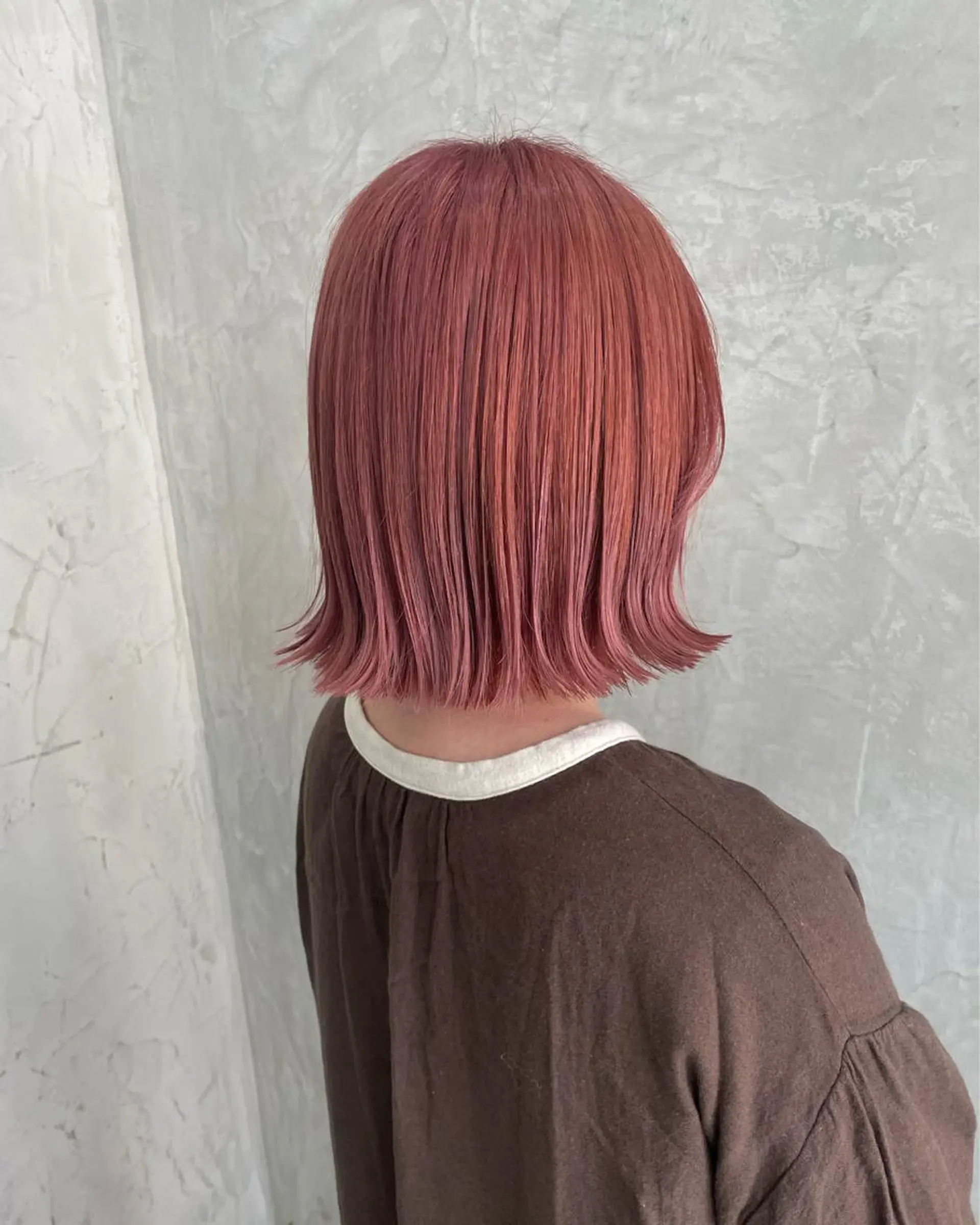 ショート カラー ブリーチ ピンクカラー MaisonHALU 松浦光咲のヘアスタイル