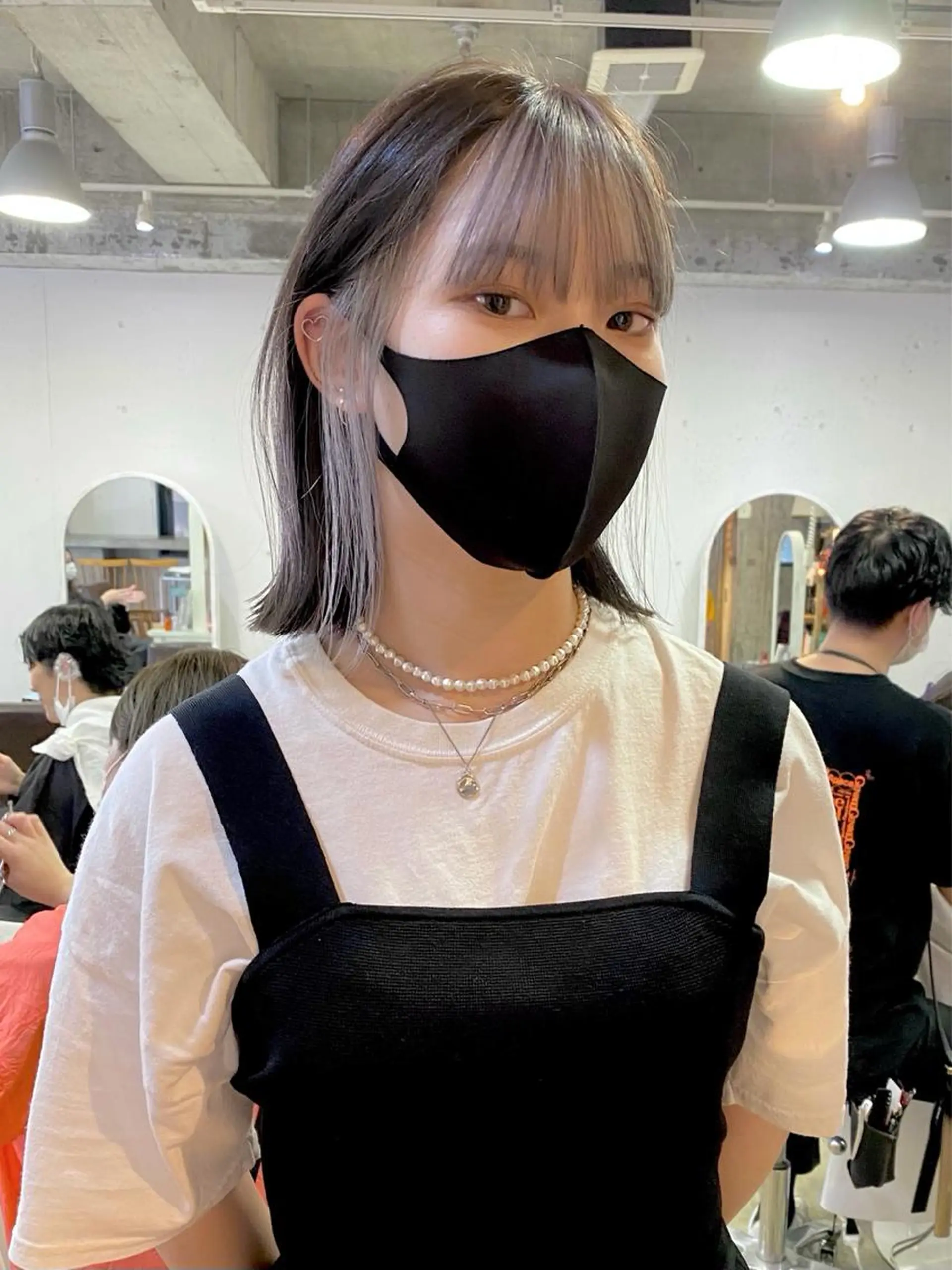 ミディアム カラー ブリーチ グレージュ ハイトーンカラー インナーカラー 似合わせカット Piaコータロー ハイトーン&‪ボブのヘアスタイル