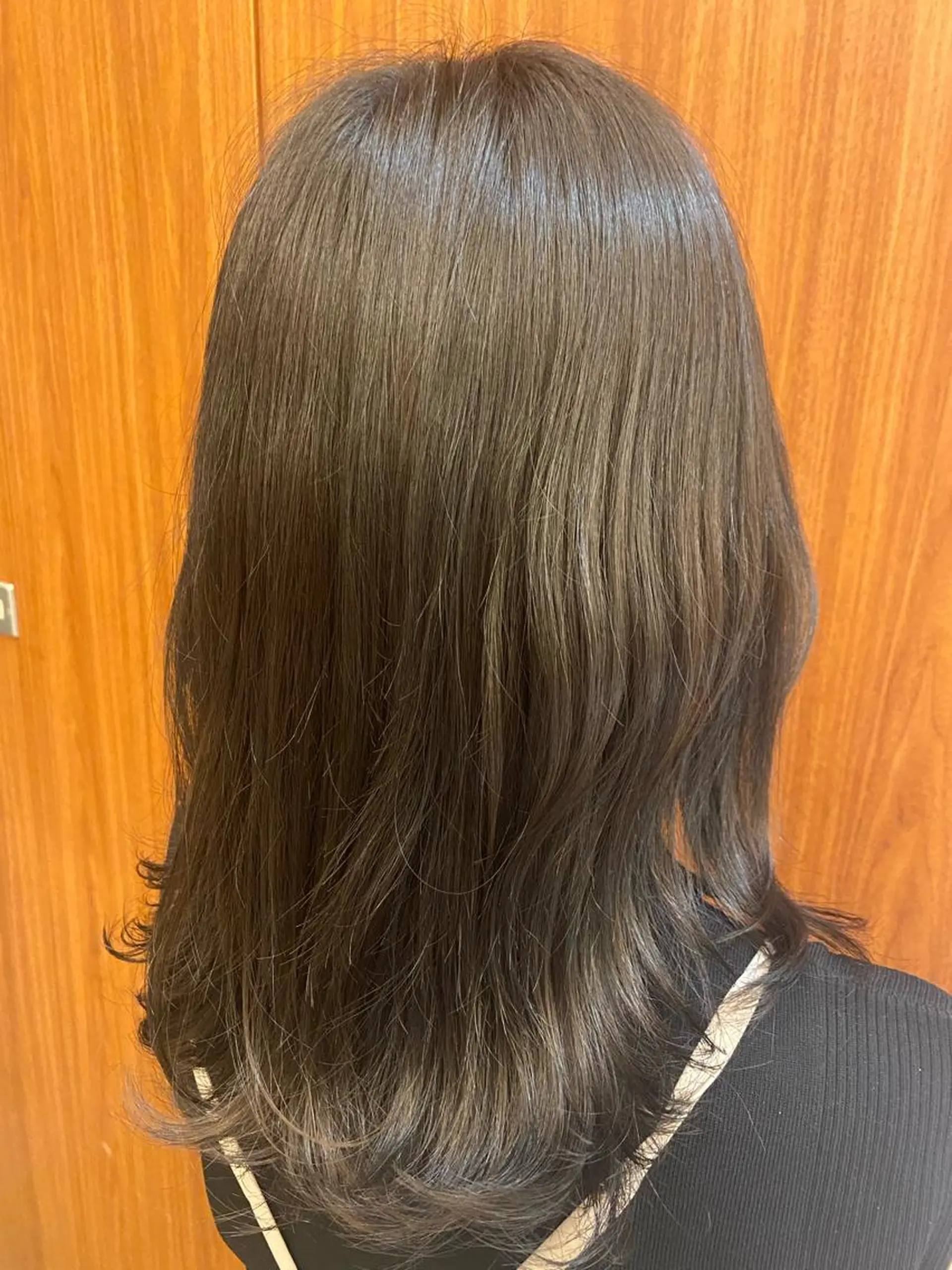 ミディアム カラー アッシュ 透明感カラー REEED 豊洲所属・たき えりかのヘアスタイル