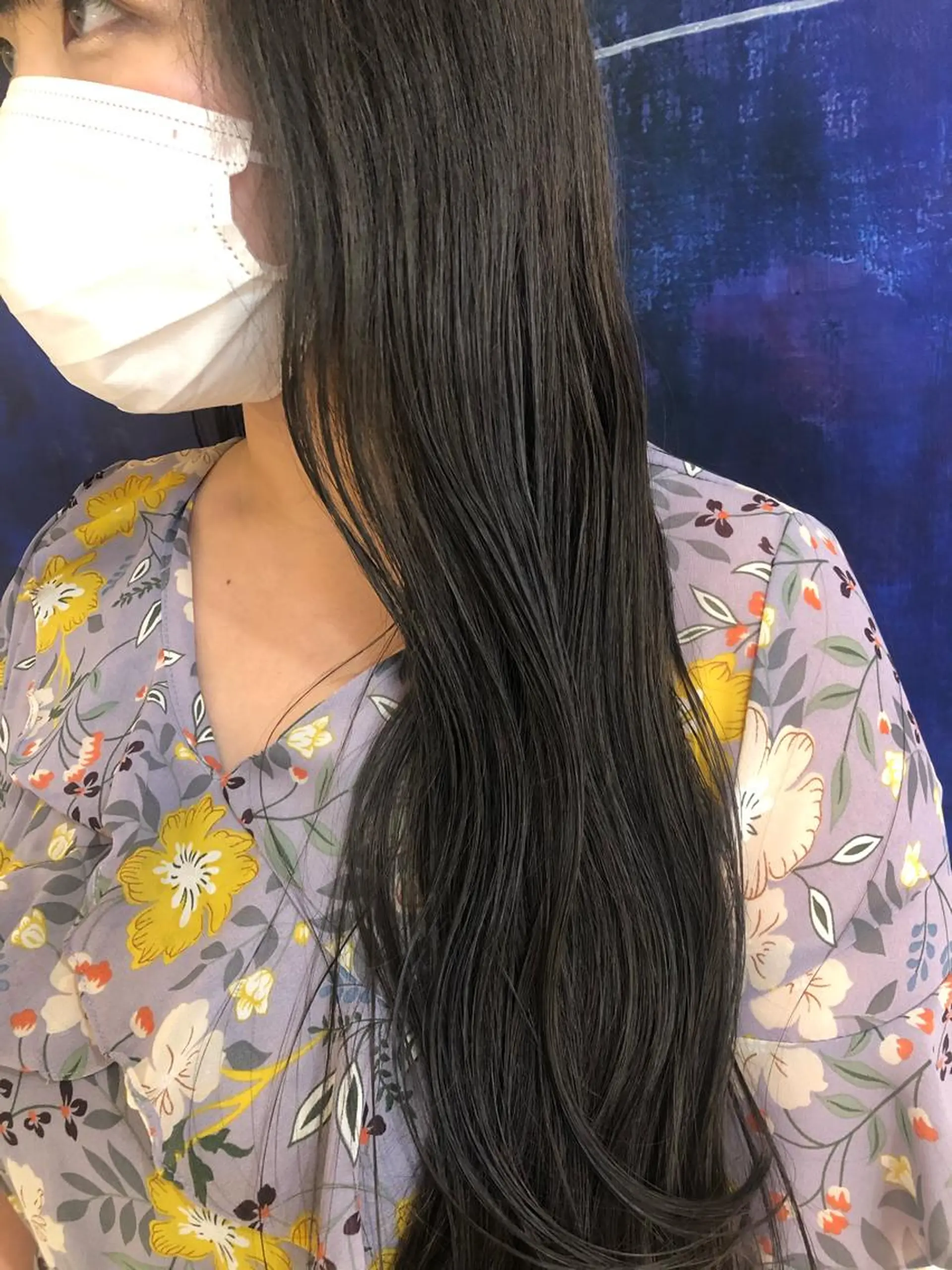 ロング カラー ヘアカラー トリートメント 🫧tomoka 透明感カラー🫧のヘアスタイル