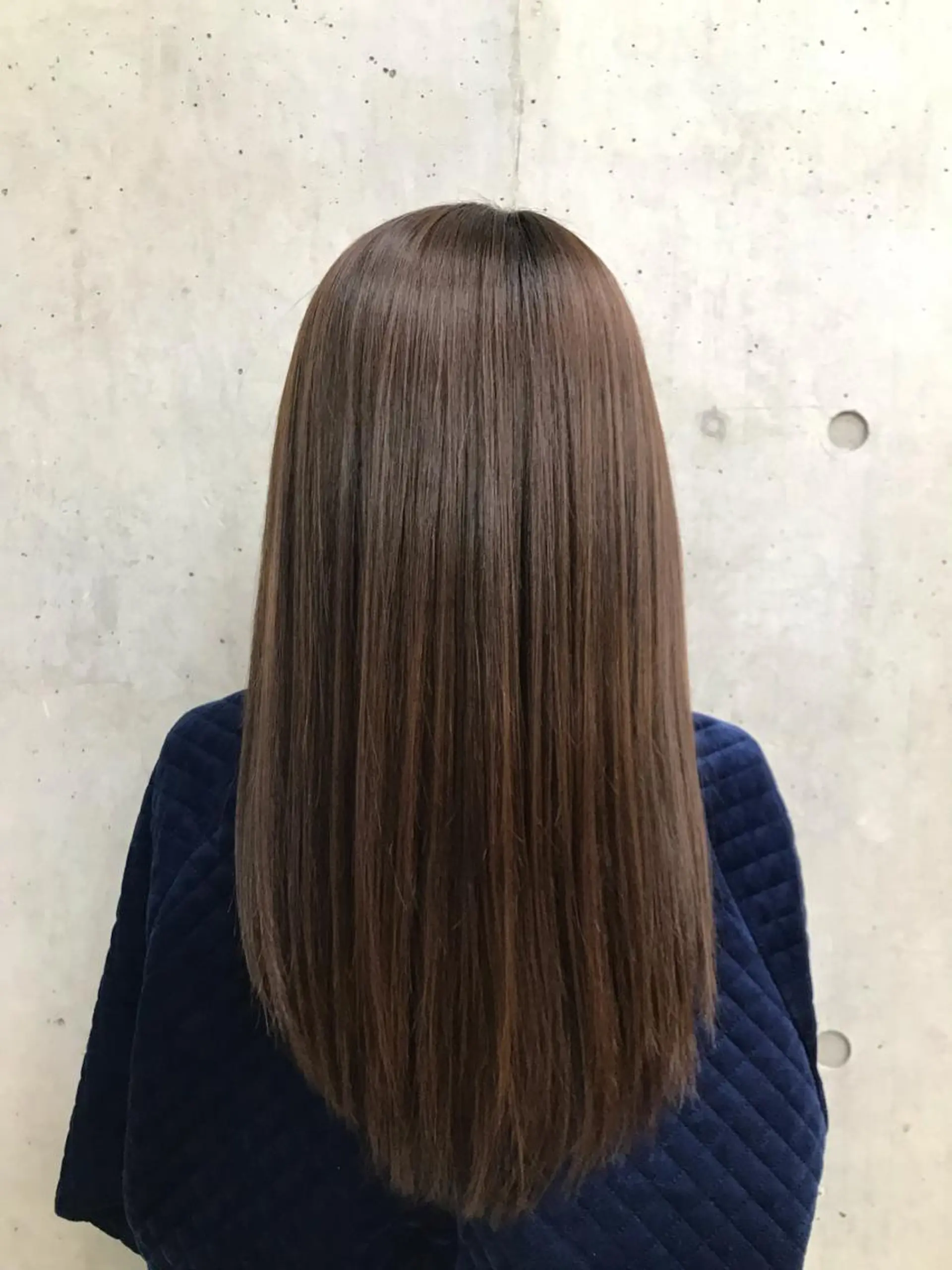 ロング 縮毛矯正 縮毛矯正 hairroomsheeps所属・ハイトーン/ホワイト カラー/SHOKAのヘアスタイル