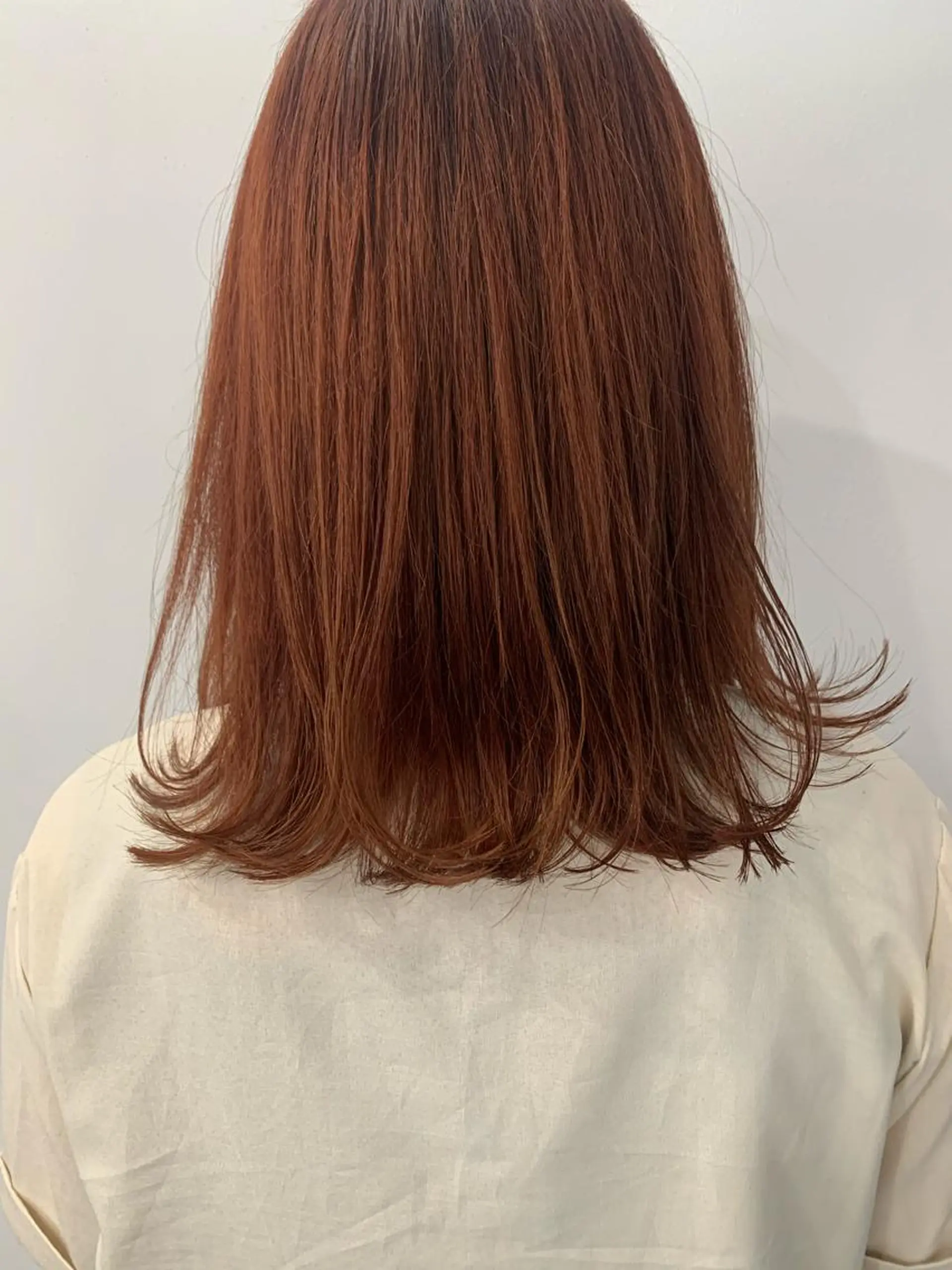 ミディアム 舘谷 愛莉のヘアスタイル