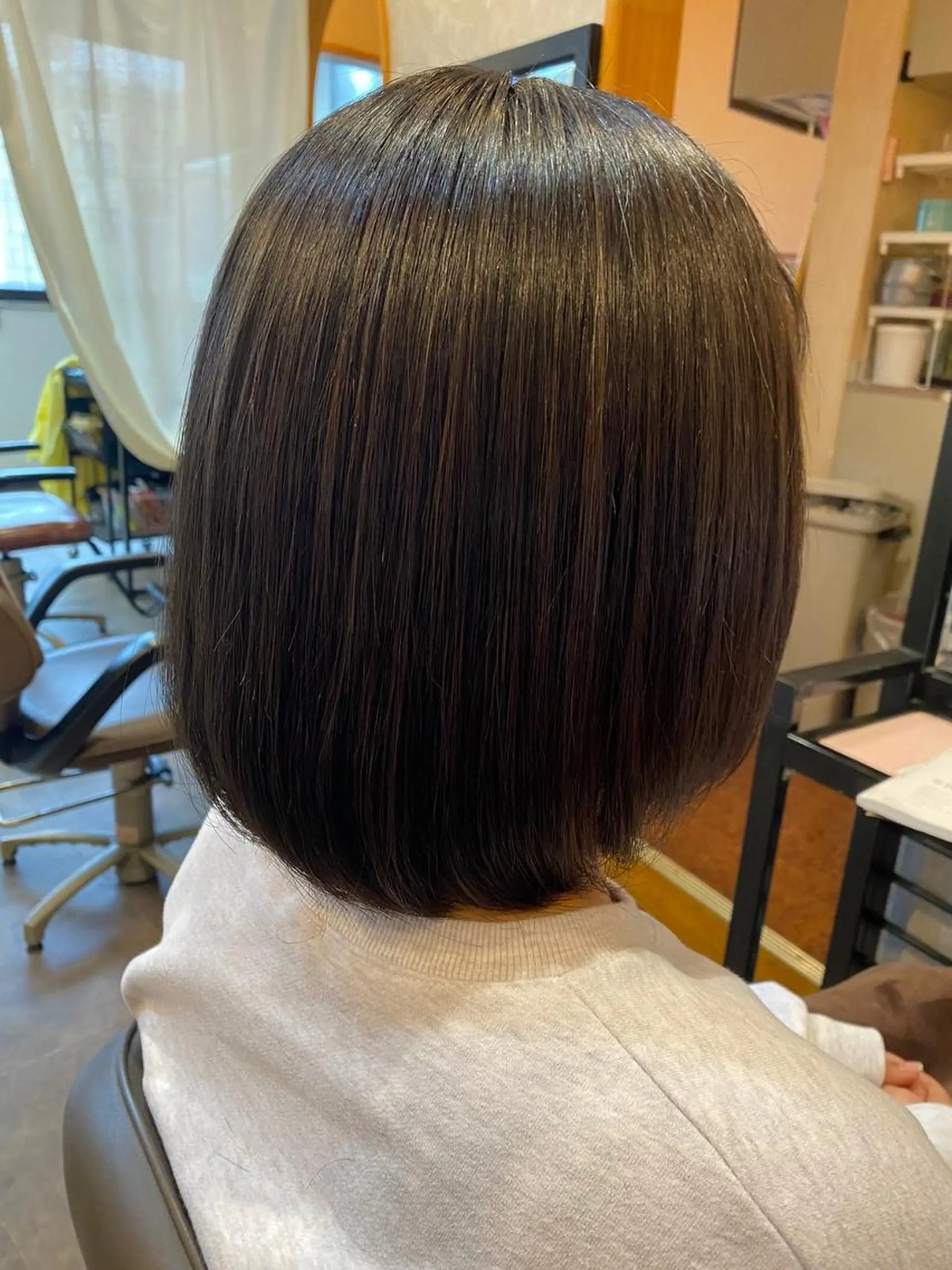 ミディアム 渡邊 良のヘアスタイル