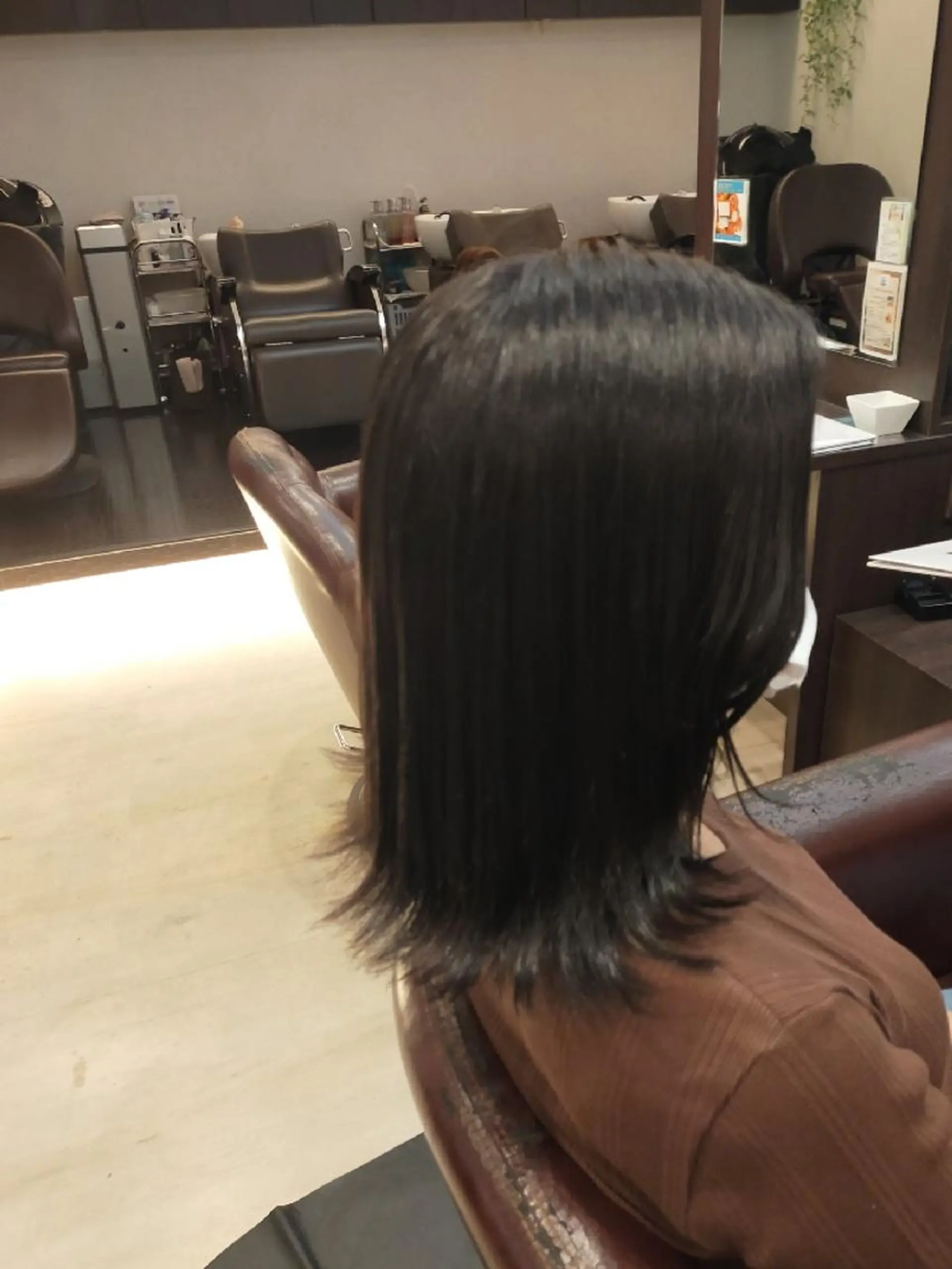 カラー アッシュ ambi with tiara所属・ambi×tiara NAOKAのマツエク・マツパデザイン