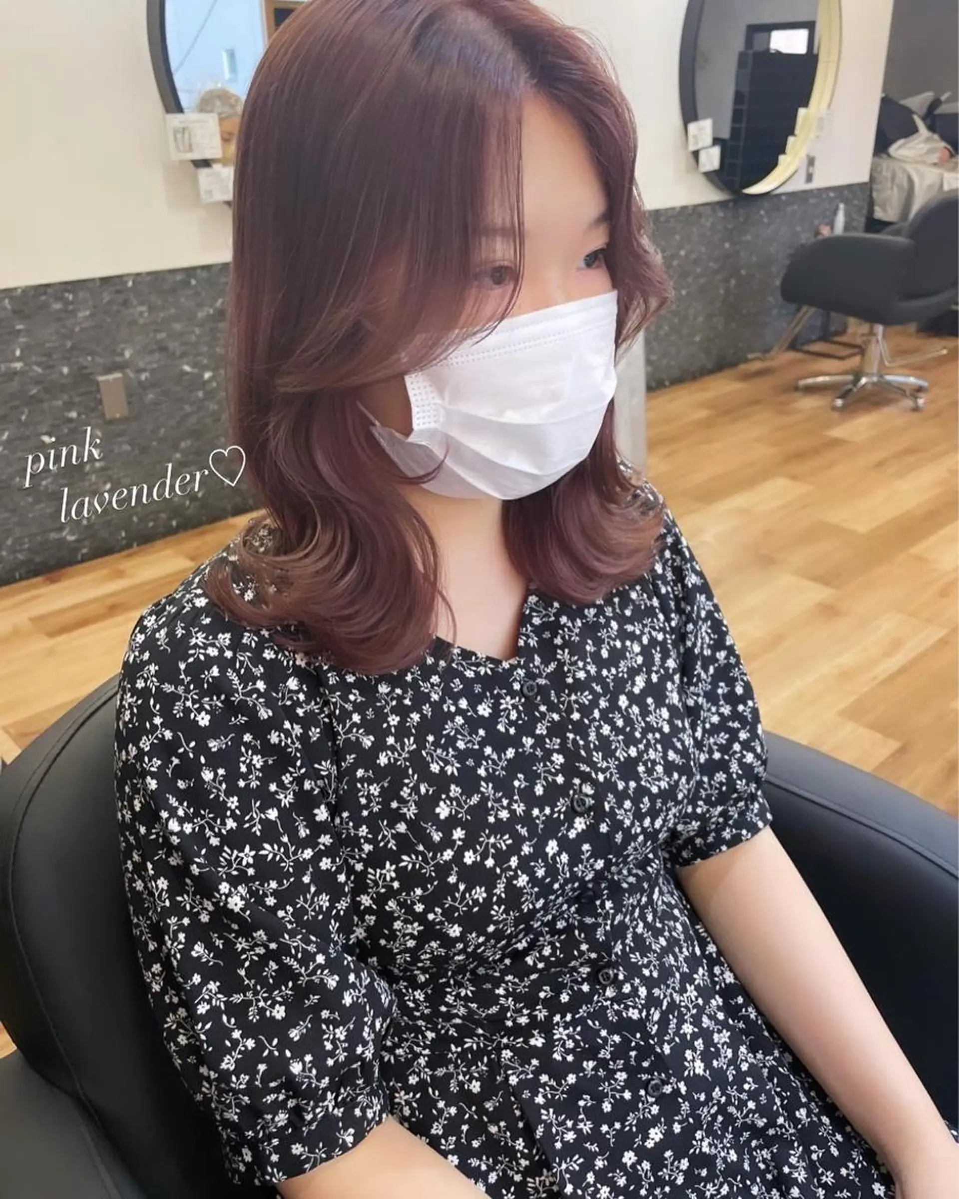 ミディアム カット ヘアカラー トリートメント レイヤーカット、 大人可愛い 中村美羅のヘアスタイル