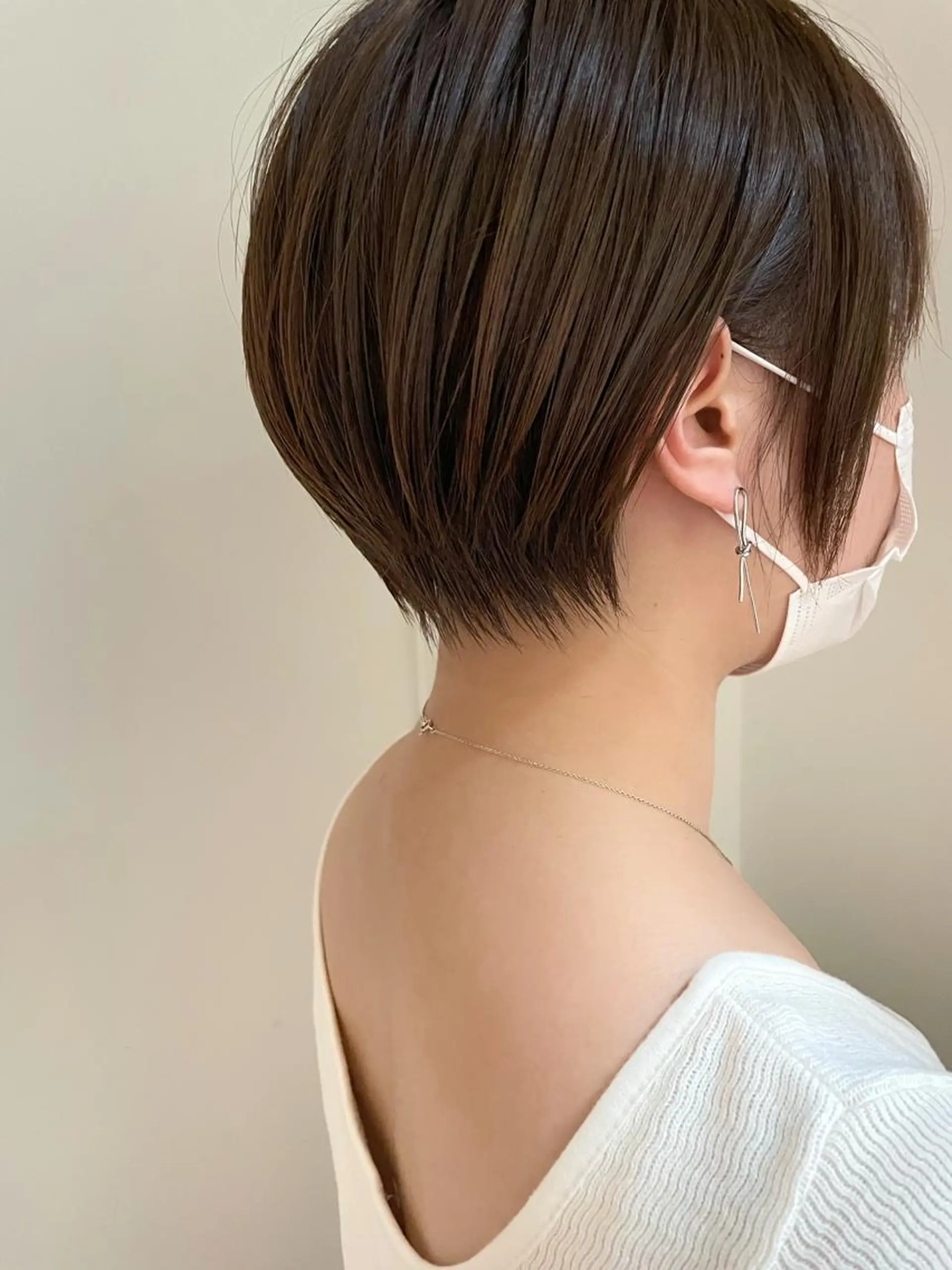 ショート カラー ショートボブ アッシュ ハイライトカラー ハイトーンカラー イルミナカラー カット ヘアカラー トリートメント 江上拓郎/ショート /酸性ストレートのヘアスタイル