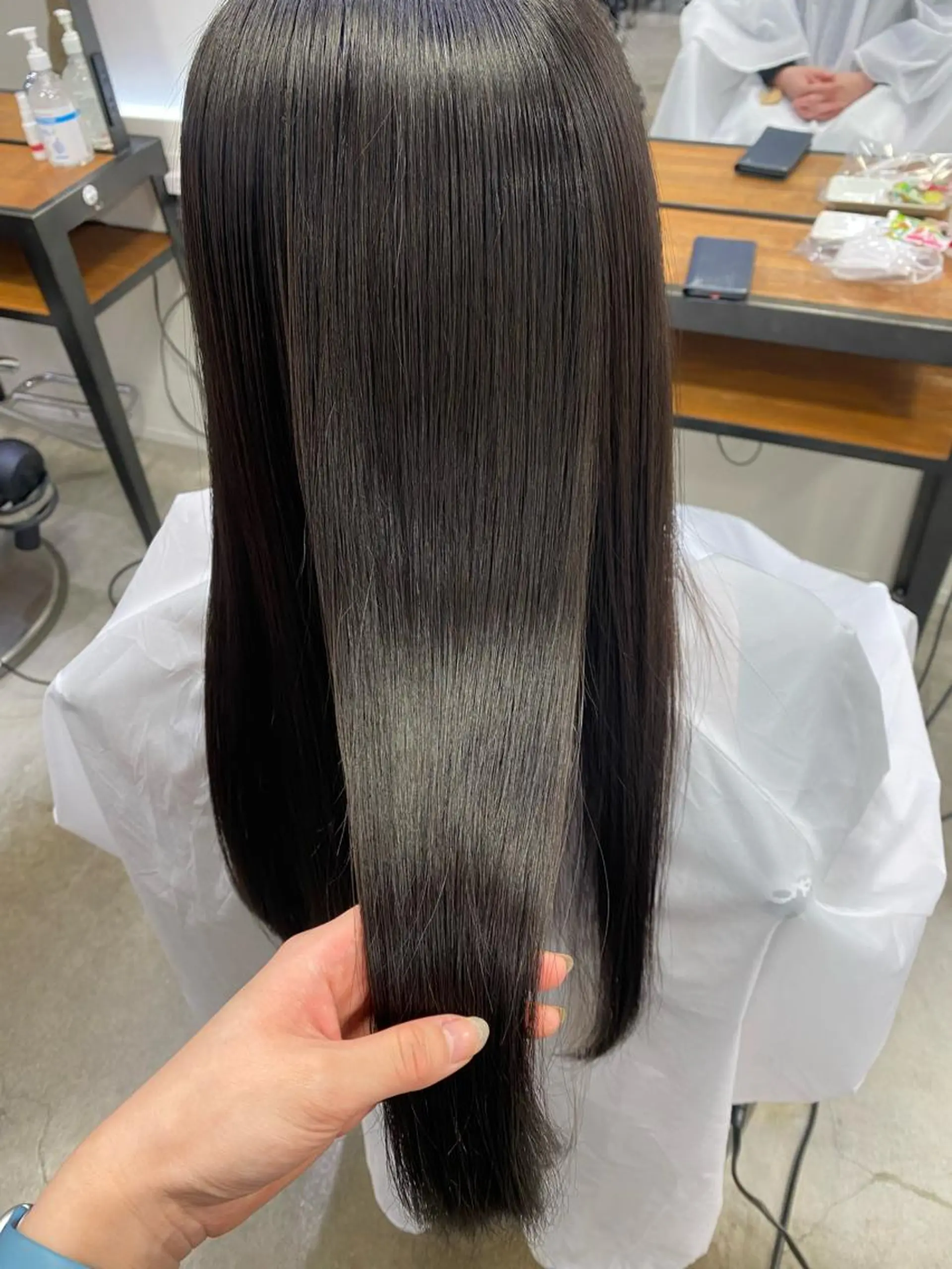 ami/大阪/暖色 /レイヤーカットのヘアスタイル