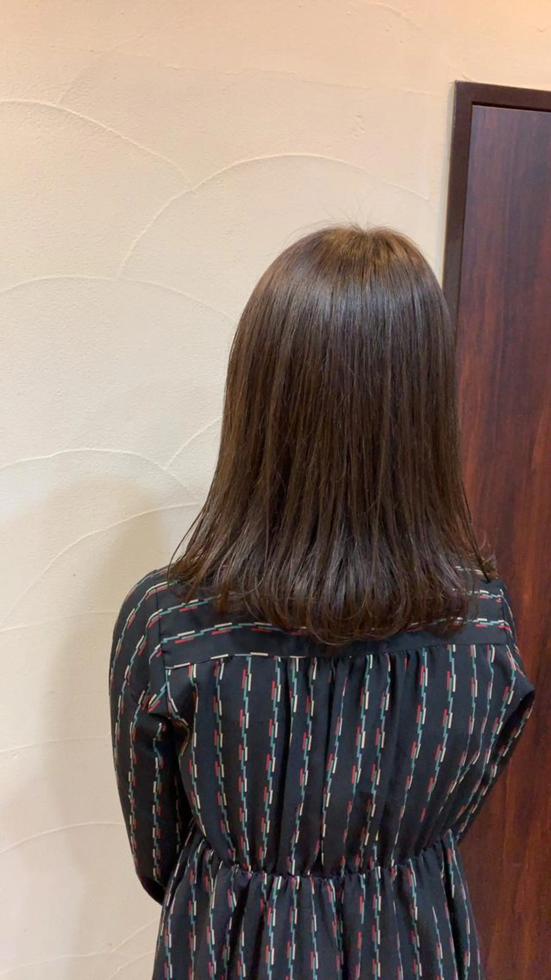 セミロング カラー アッシュ アッシュブラウン ブラウンカラー SUPREME HAIR 船橋店所属・サプリームヘア 飯田みち瑠のヘアスタイル