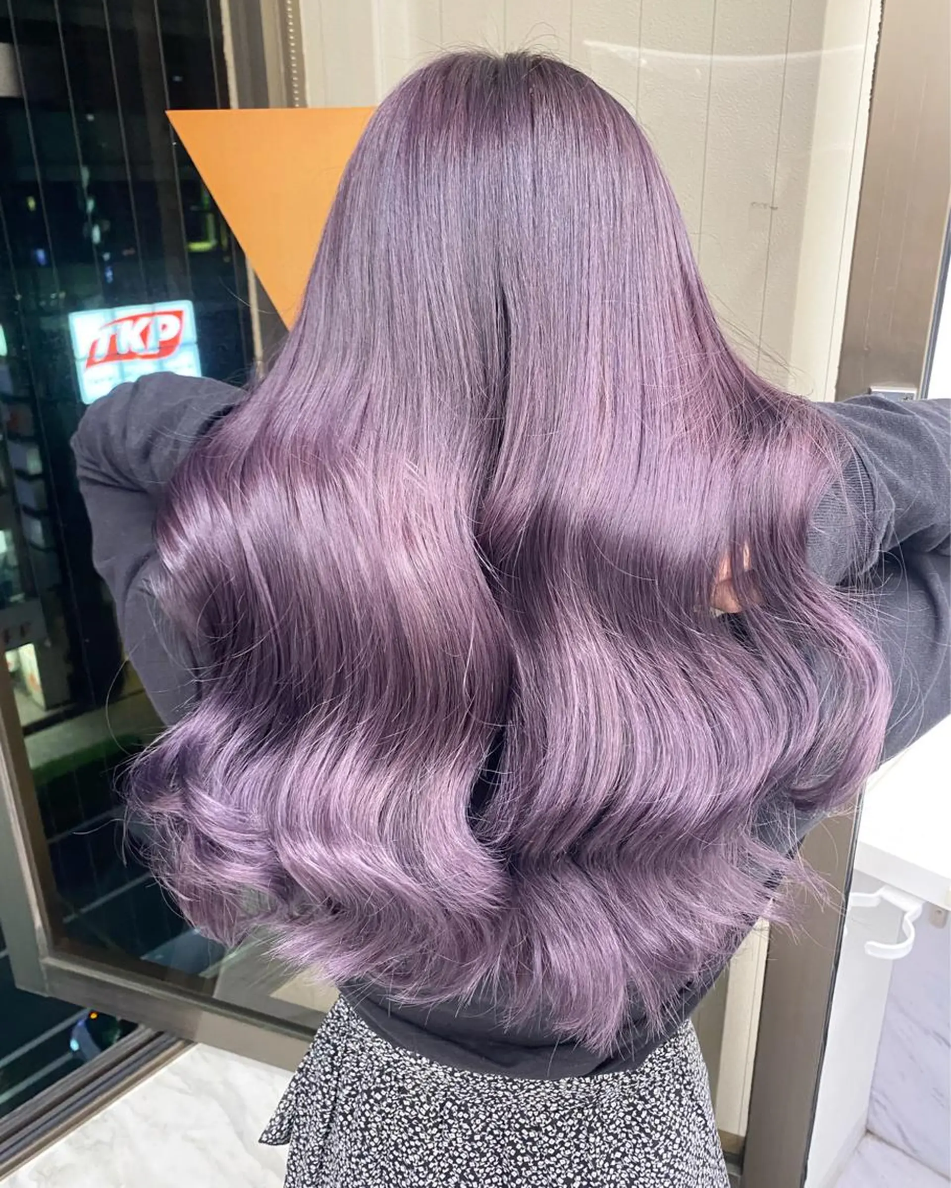 セミロング カラー ヘアカラー トリートメント ヘアセット 韓国/トレンド レイヤー【101】のヘアスタイル