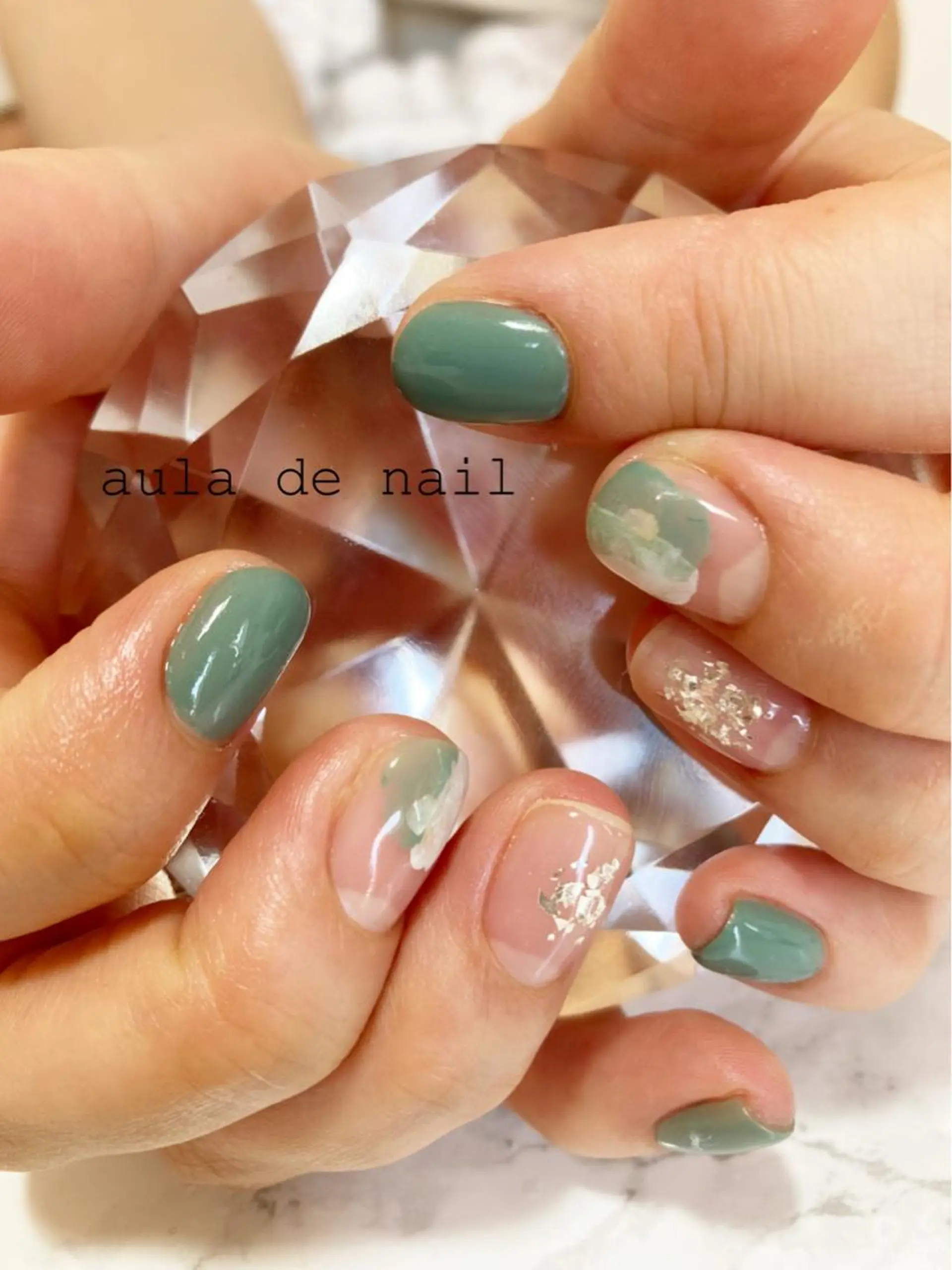 ネイル グリーン ハンドネイル auladenail アウラデネイルのネイルデザイン