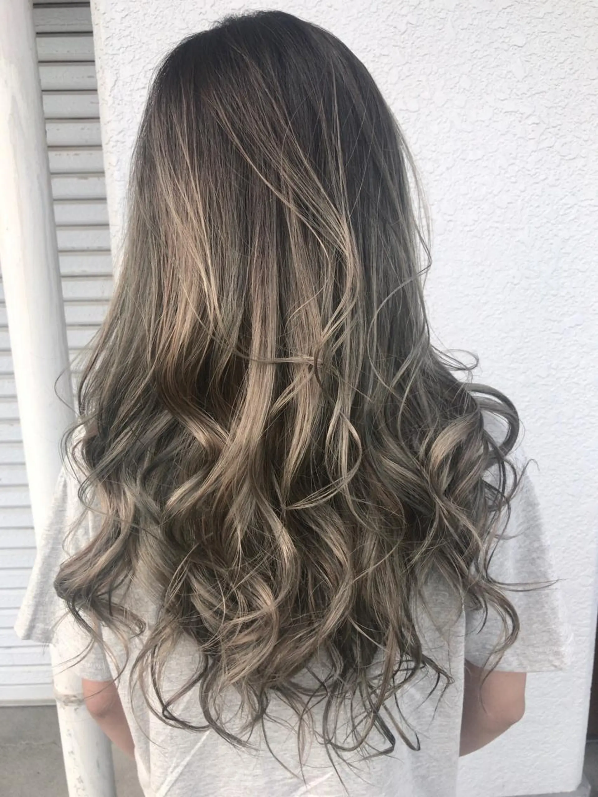 ロング カラー デザインカラー レイヤーカット匠 イソザキノリユキのヘアスタイル