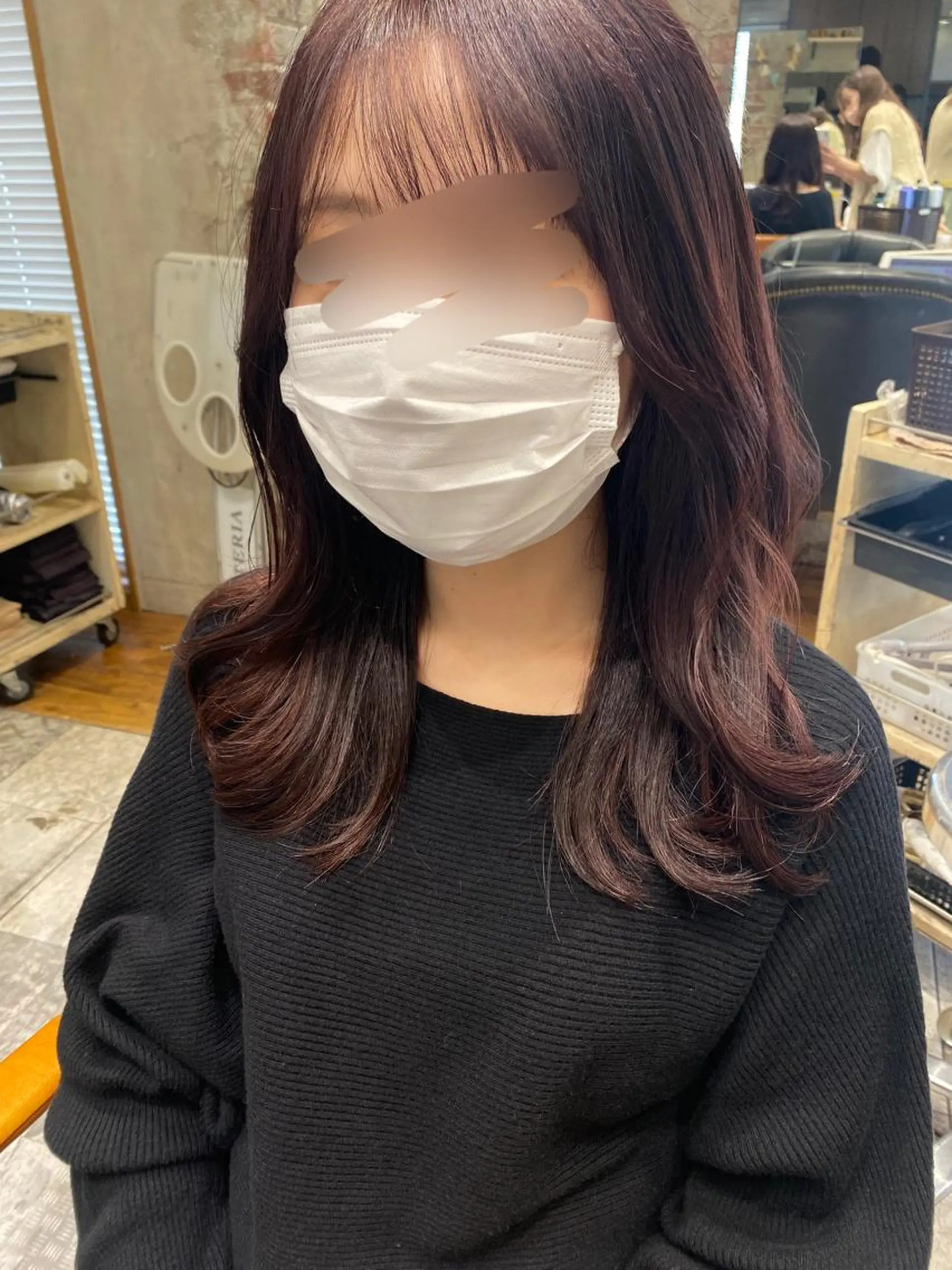 セミロング カラー カシス ピンクカラー くびれヘア 顔周りカット シースルーバング カット ヘアカラー トリートメント 顔周り/くびれヘア 韓国ヘア💕風間るなのヘアスタイル