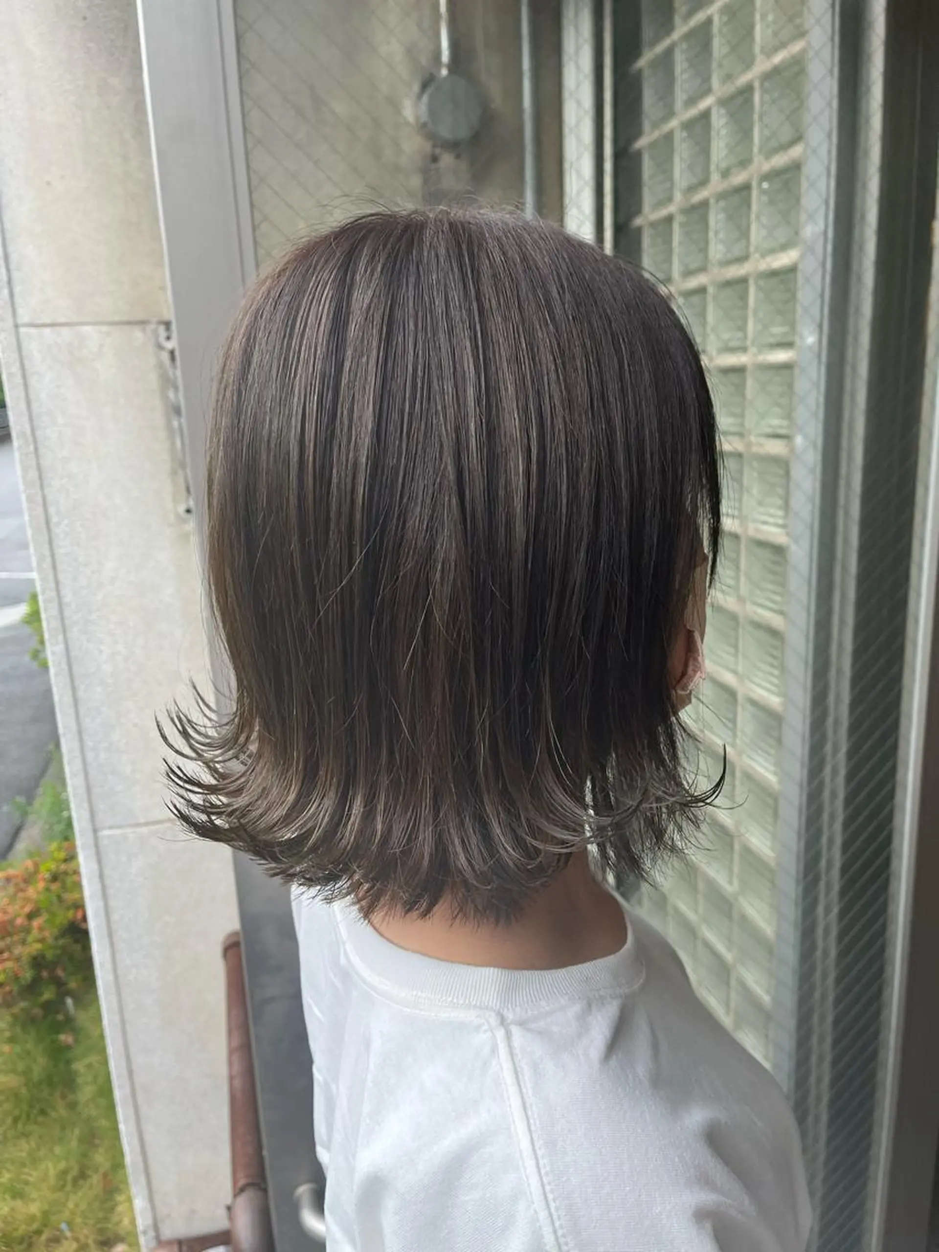 ミディアム カラー ベージュカラー オリーブベージュ TRUNK所属・古川 尚実のヘアスタイル