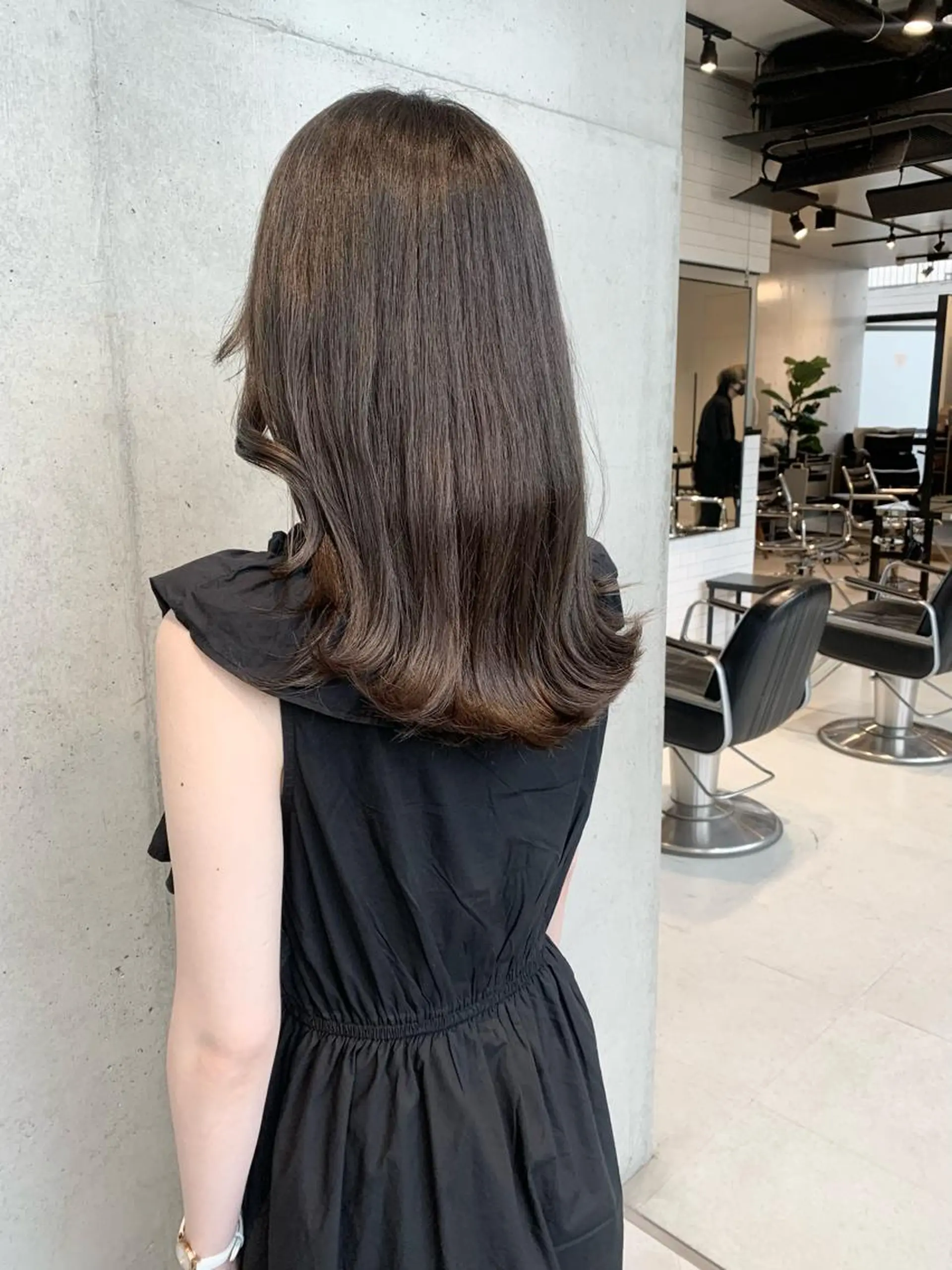 ミディアム カラー ヘアカラー トリートメント 透明感/オリーブ/ グレージュ/YUKAのヘアスタイル