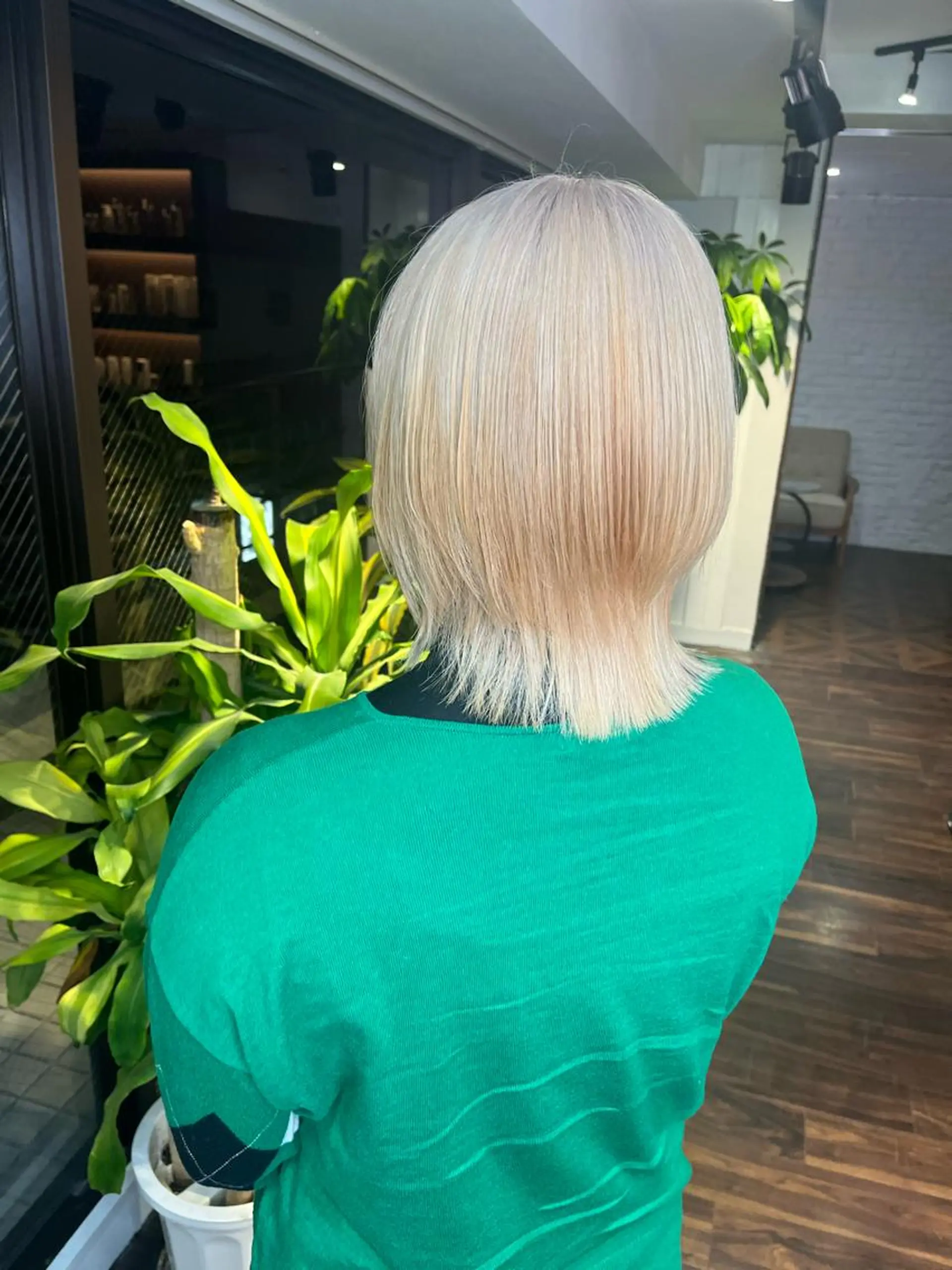 ミディアム カラー Michel by chainon    ミッシェルバイシェノン所属・美髪職人/傷ませない カラー/橋本拓弥のヘアスタイル