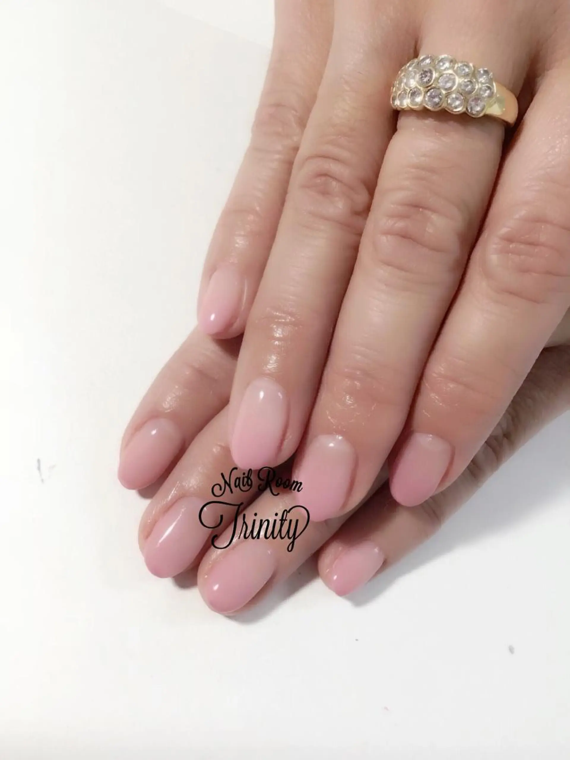 ネイル Trinity staffのネイルデザイン