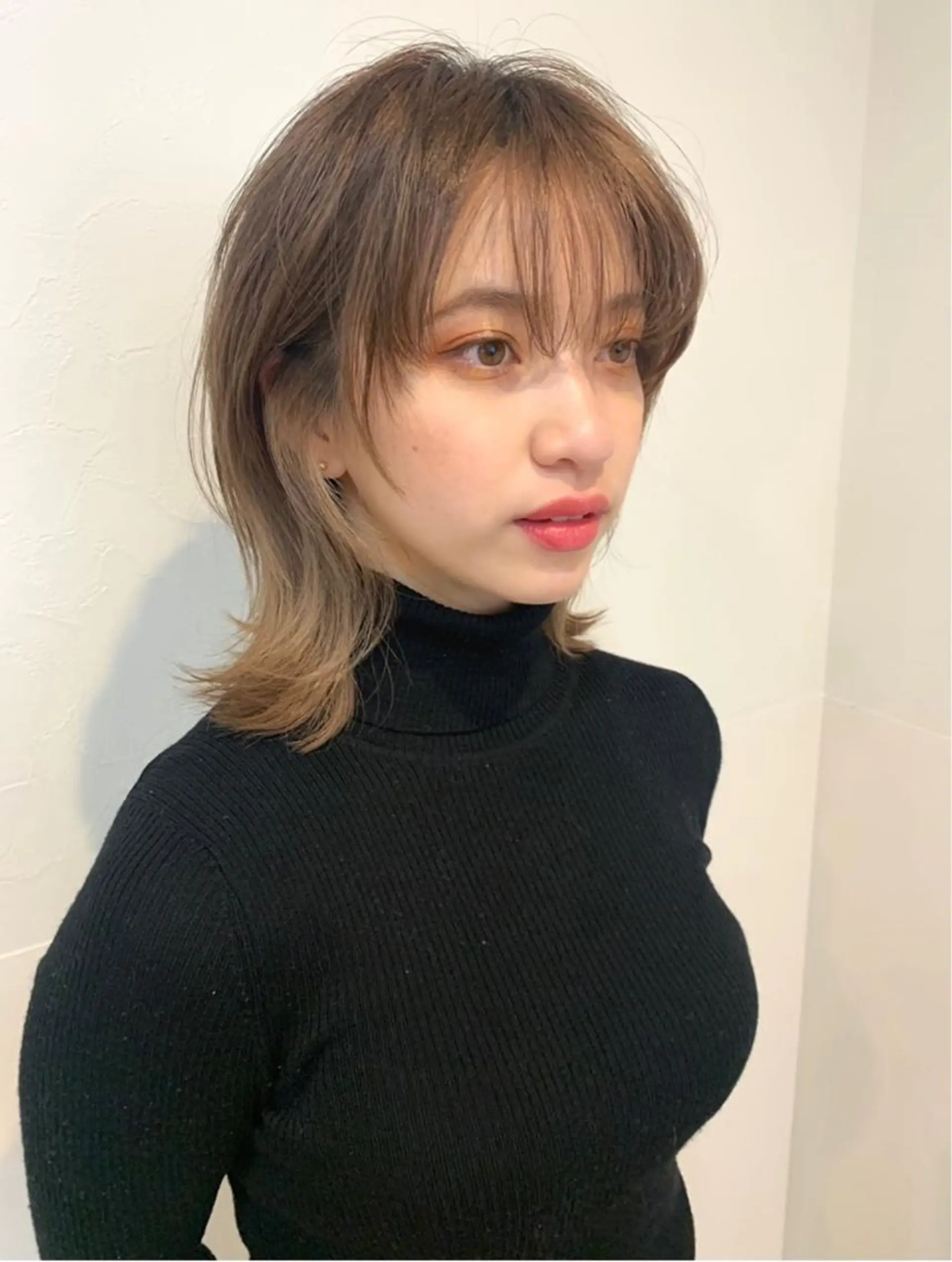 ミディアム 古沢 新のヘアスタイル