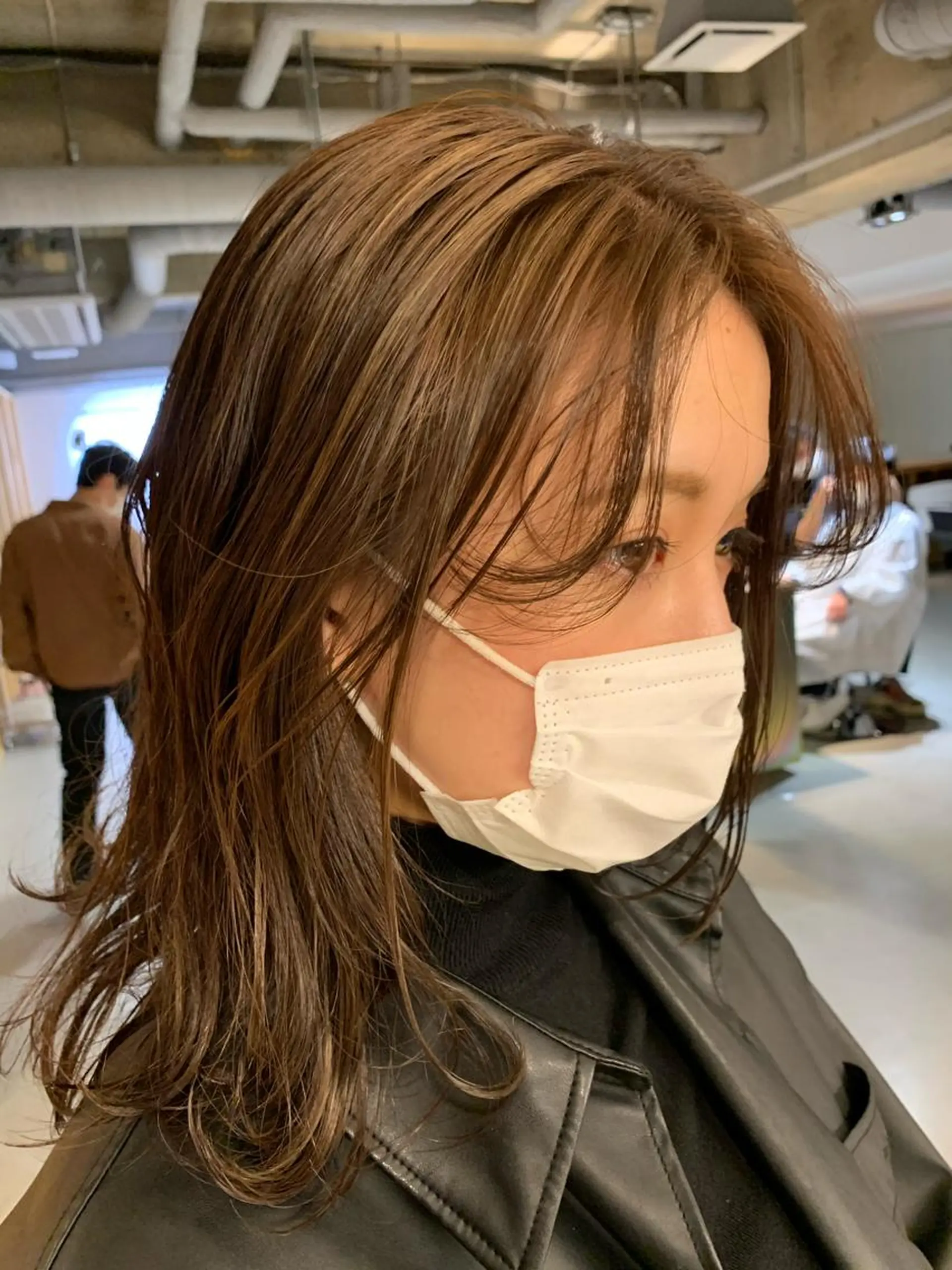 ミディアム カラー ハイライトカラー ハイライト よしだ とおいのヘアスタイル