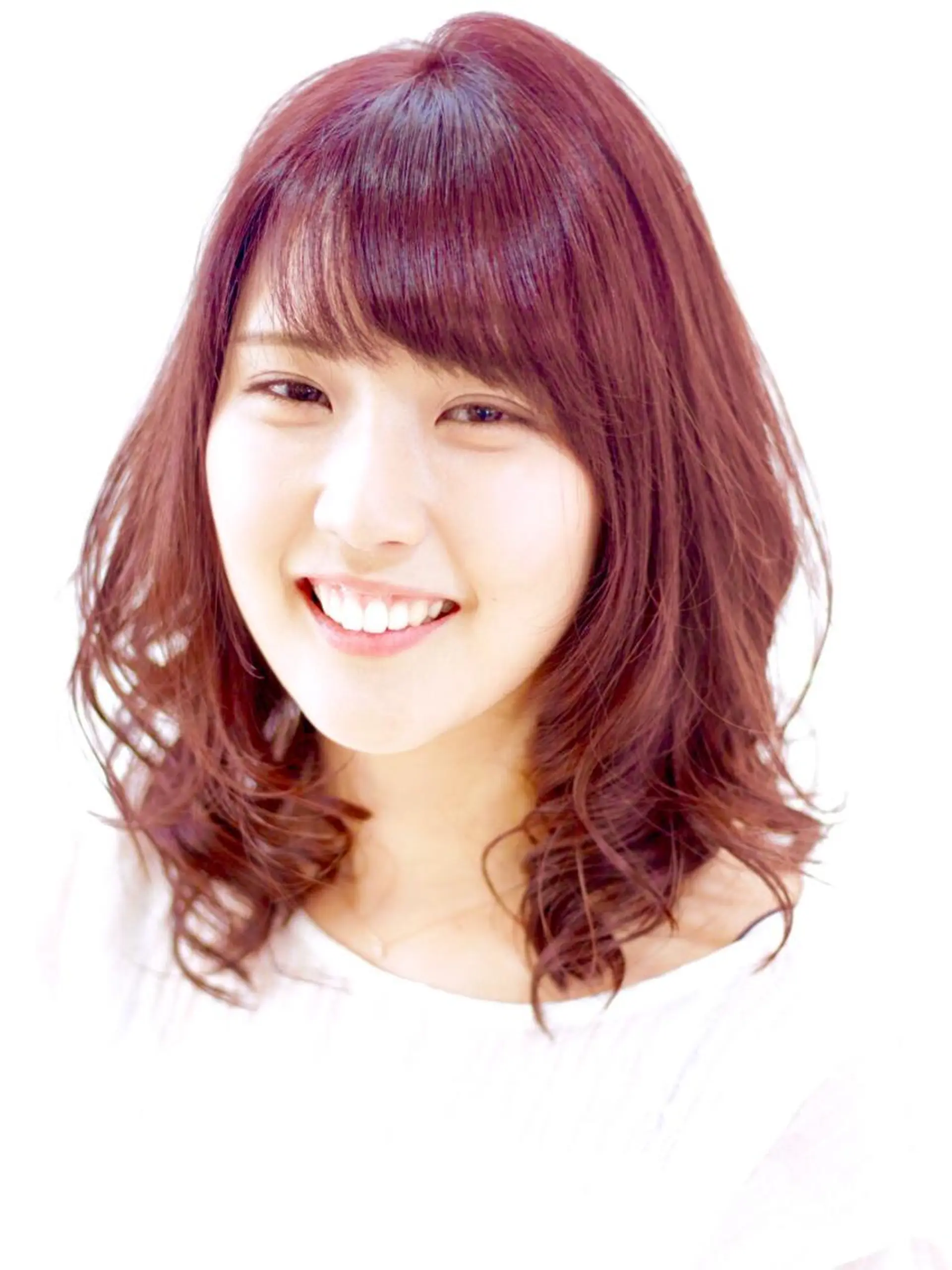 セミロング カラー ピンクカラー レイヤーカット カット ヘアカラー hairmake Lindo所属・Lindo 本田のヘアスタイル